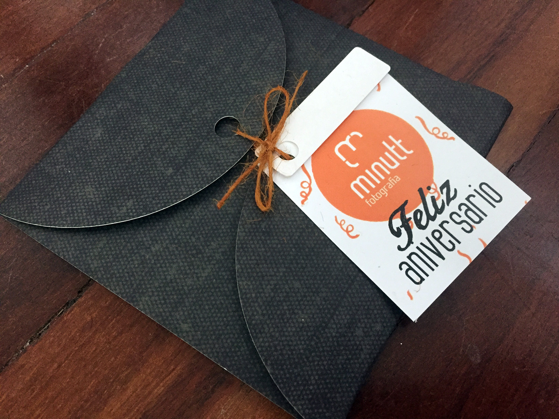 envelope com tag