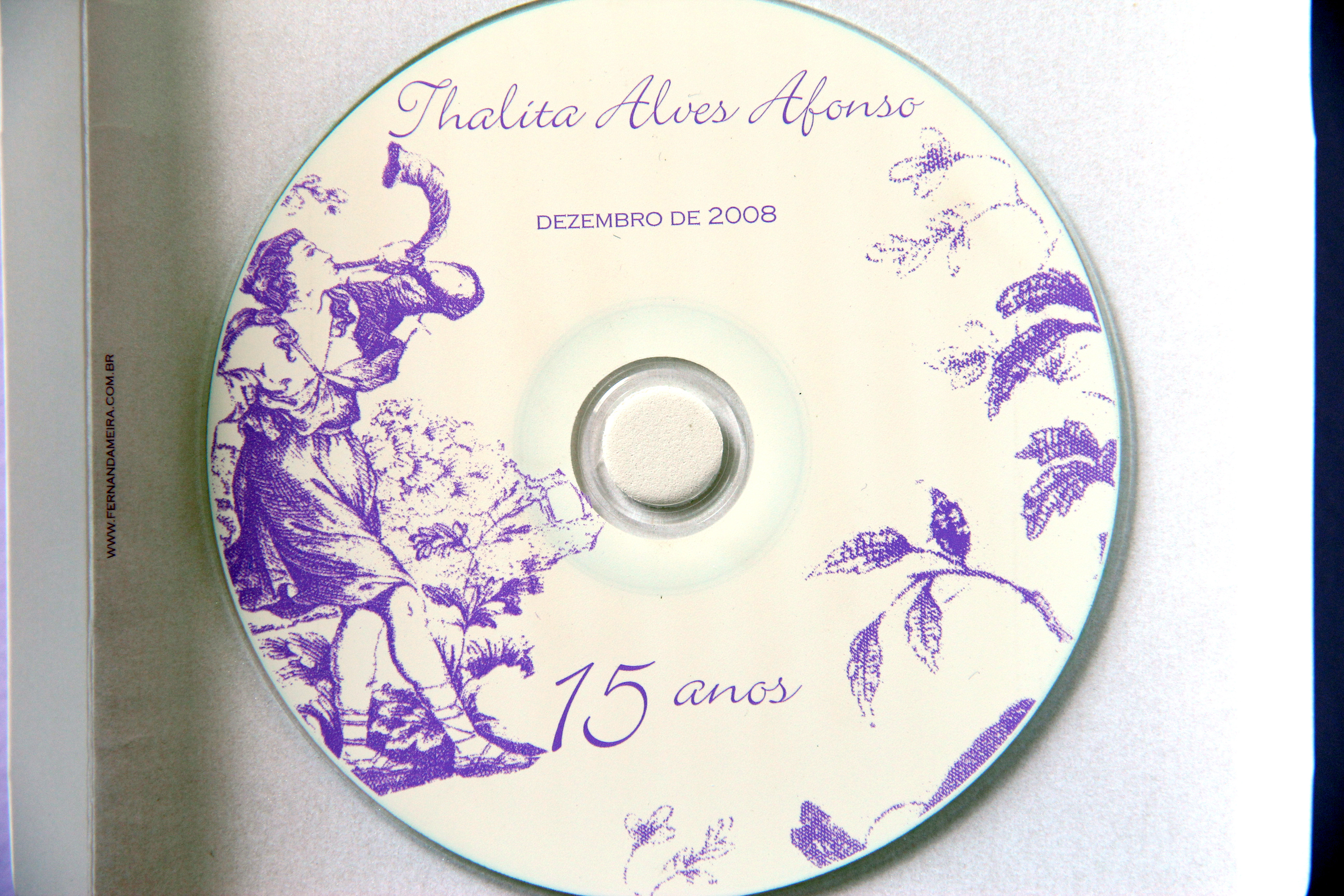 CD impresso personalizado com as musicas preferidas