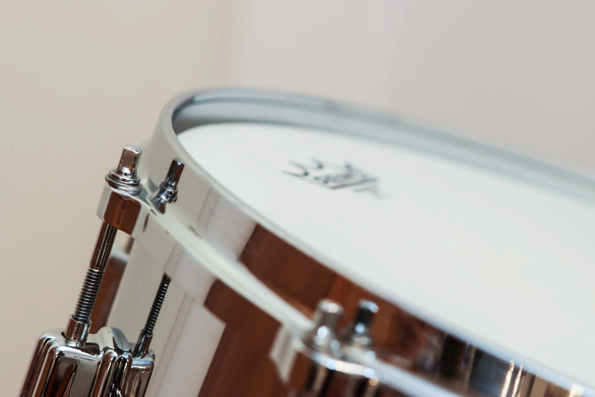 Tama Imperialstar King-Beat 8006 14"x6,5" seamless steel snare drum - overhaul | Herbert Heim Vintagedrums