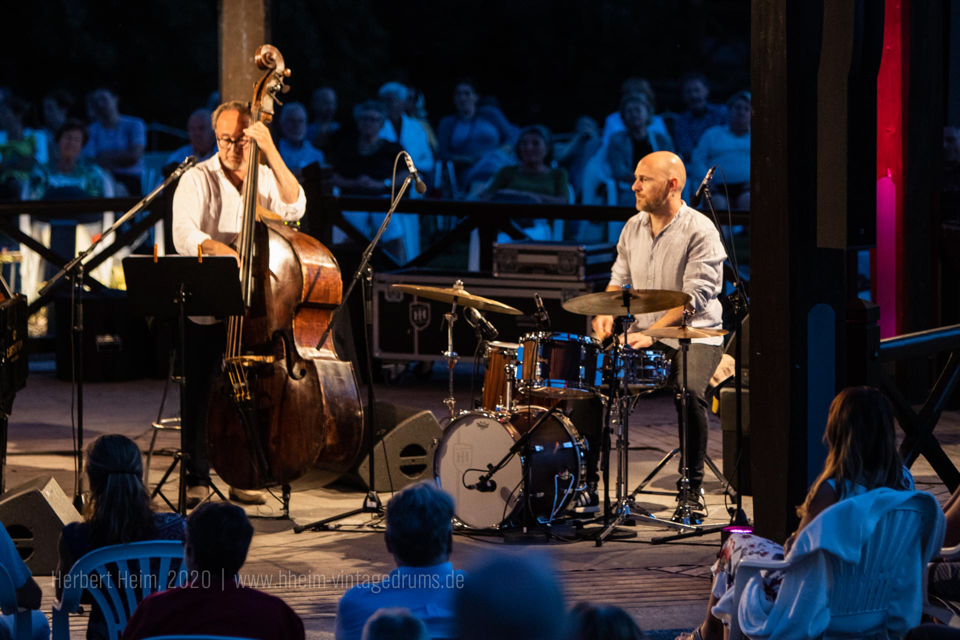 Nicola Angelucci with the Olivia Trummer Trio | Foto: www.hheim-vintagedrums.de
