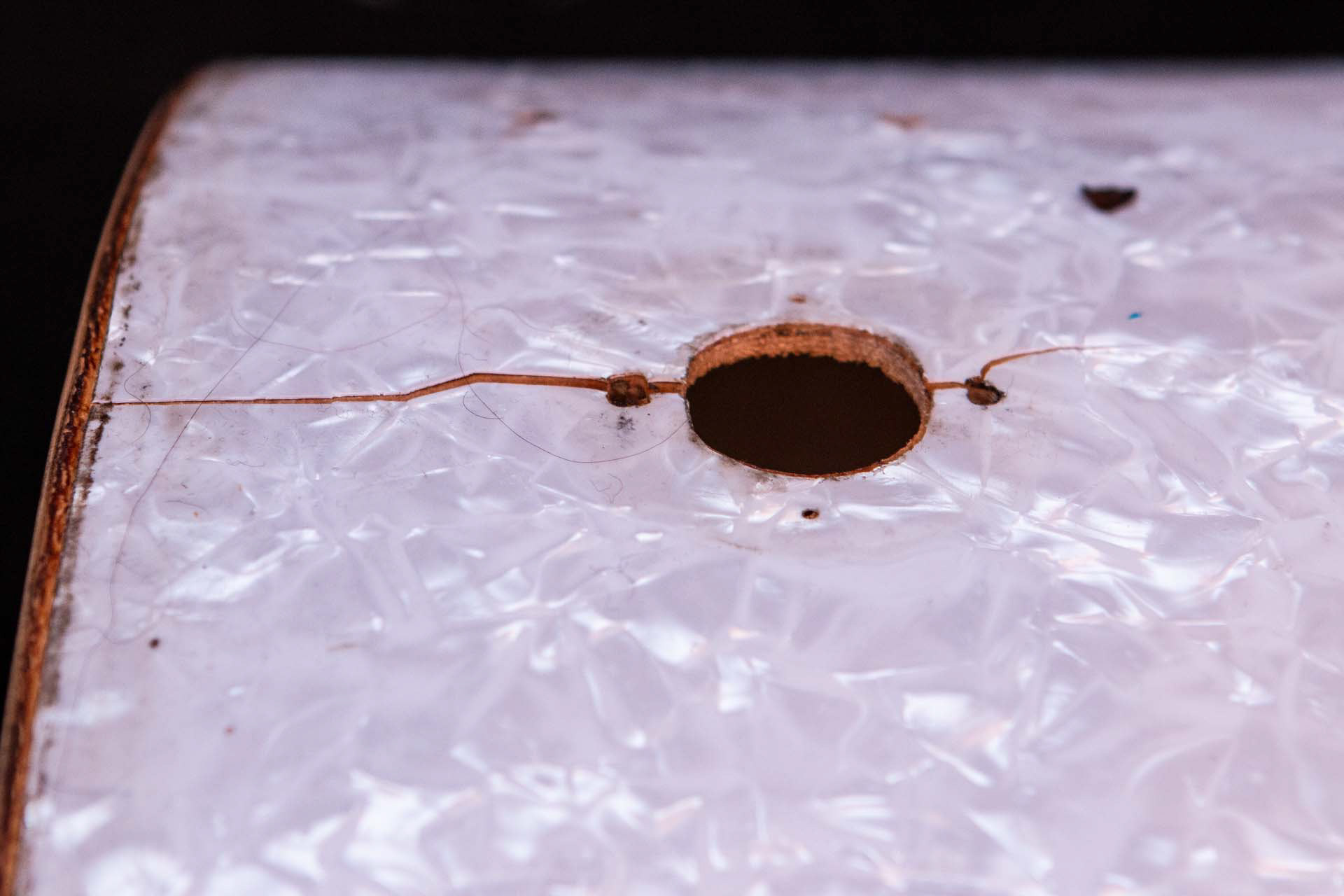 Tho holes of a DIY tom mount has to be closed. | Herbert Heim Vintagedrums