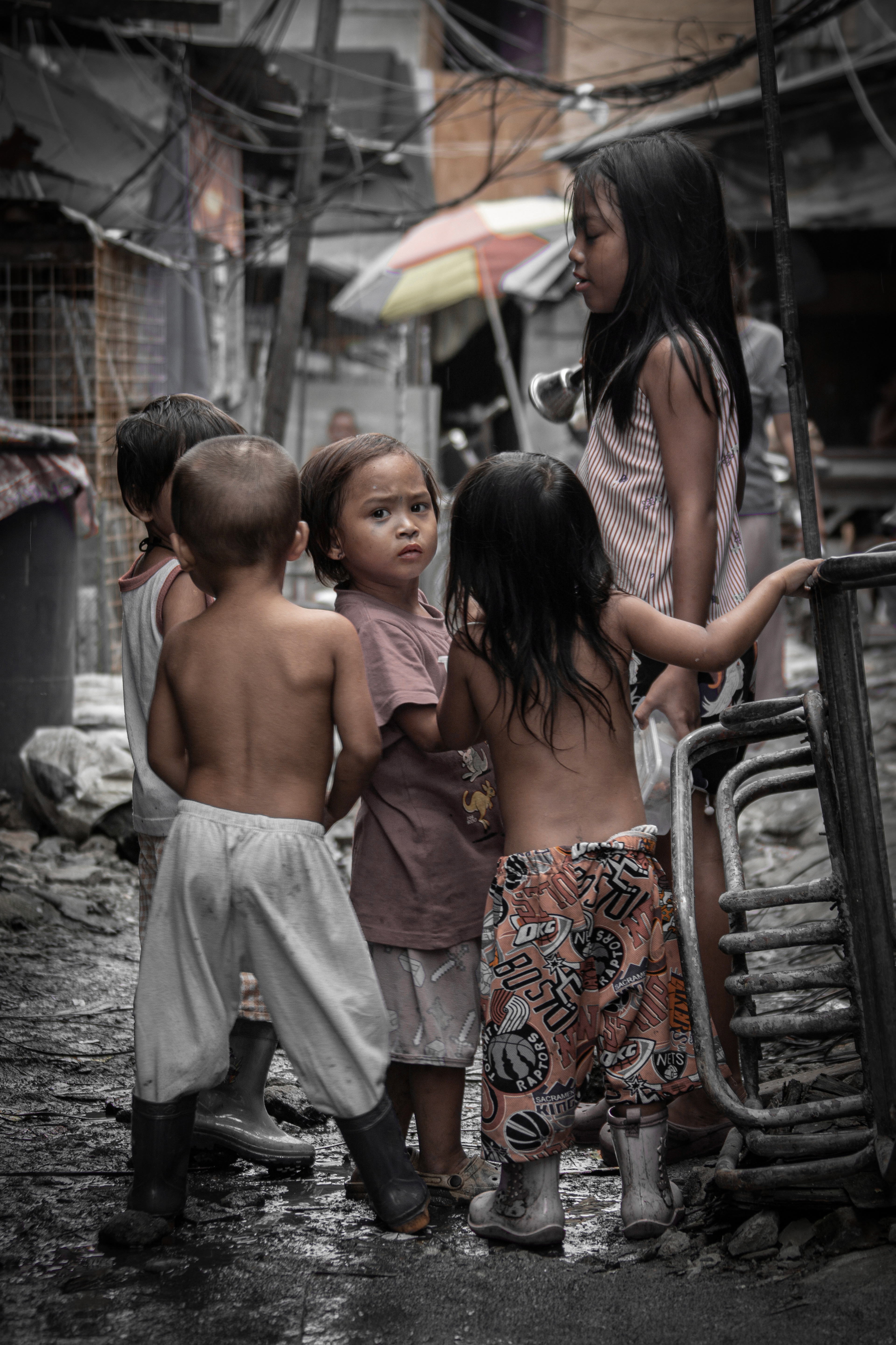 この町の子どもたち。 生まれたときから重い宿命を背負っている。