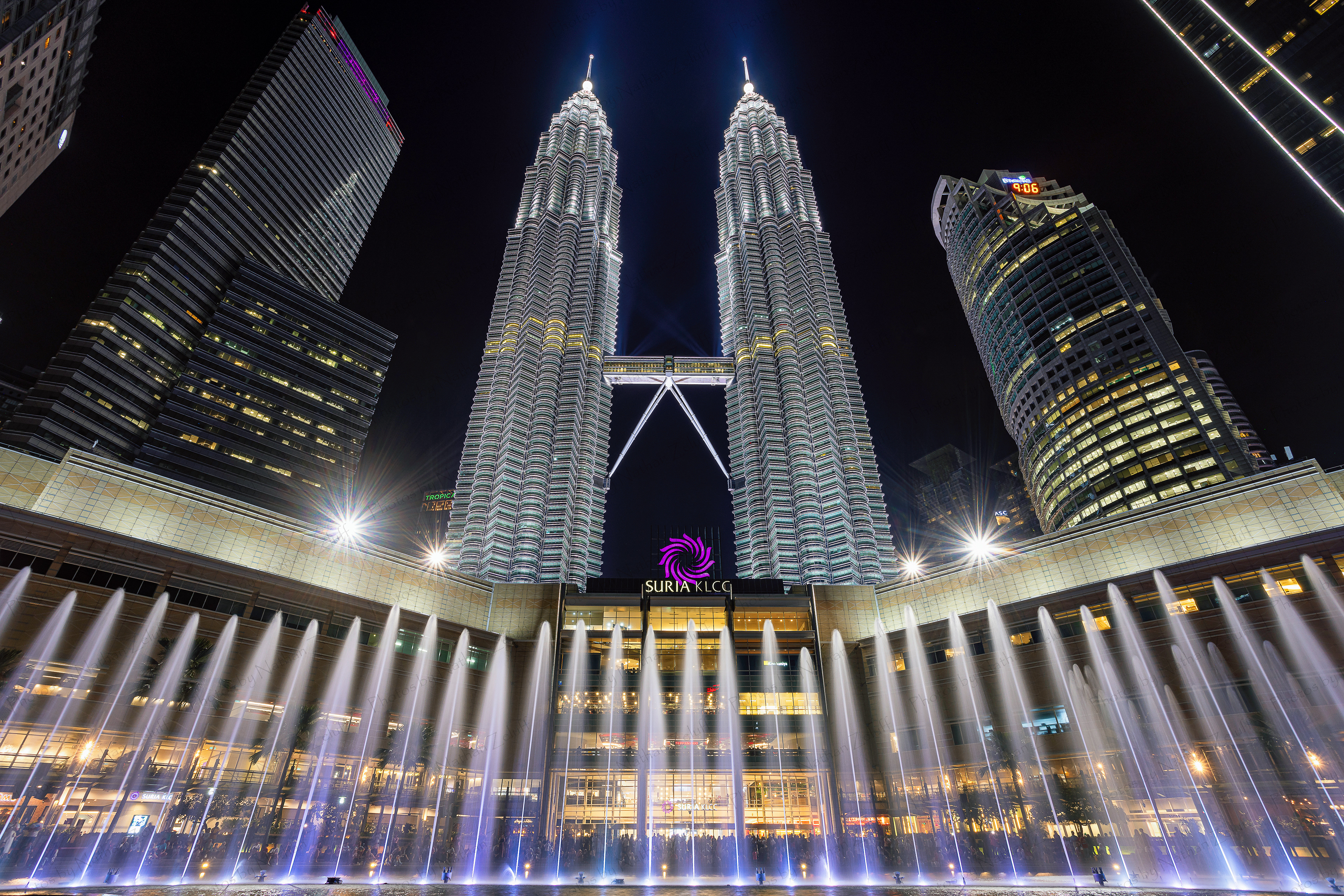 Petronas Towers (Kuala Lumpur, Malaysia)
