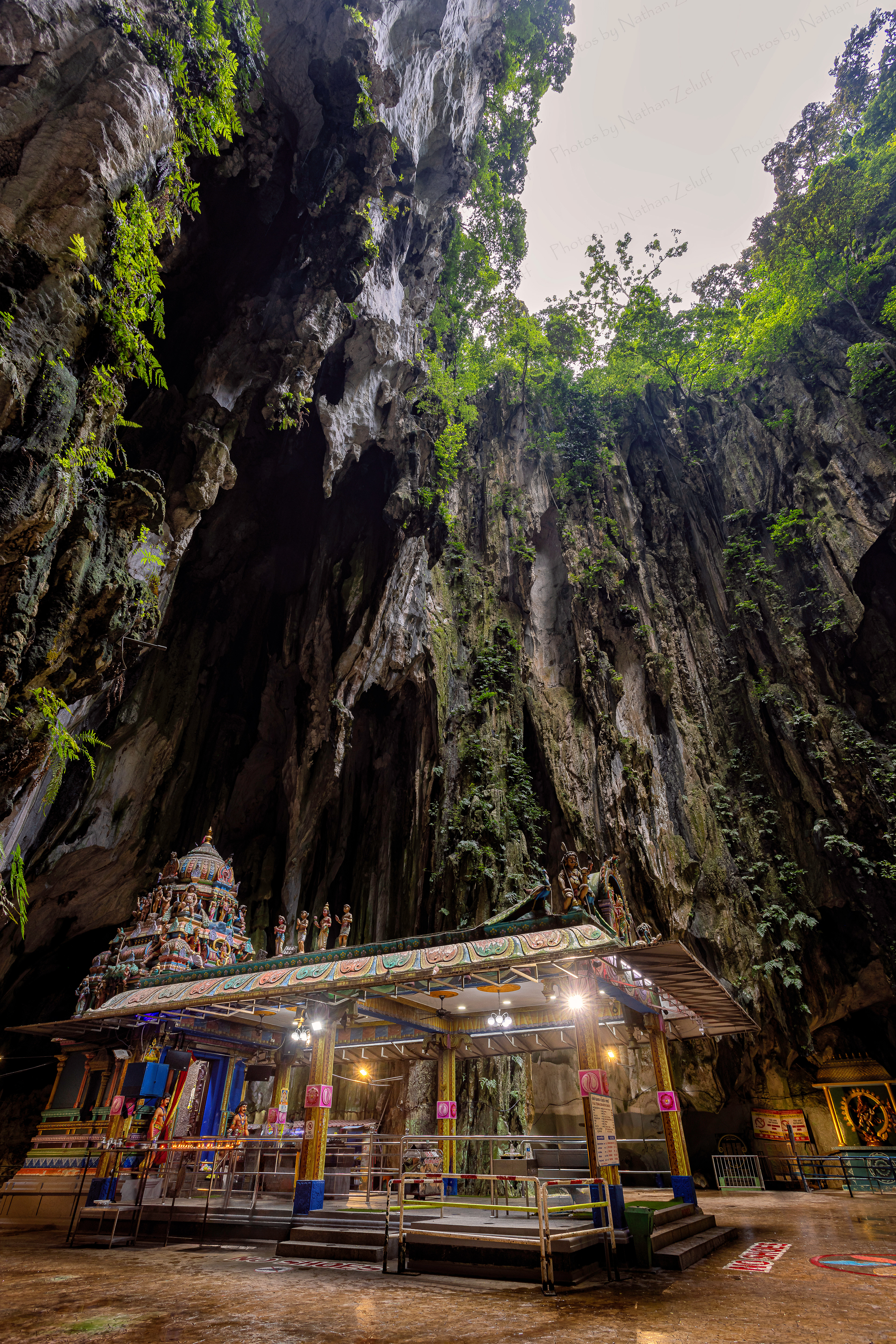 Batu Cave Temple (Kuala Lumpur, Malaysia)