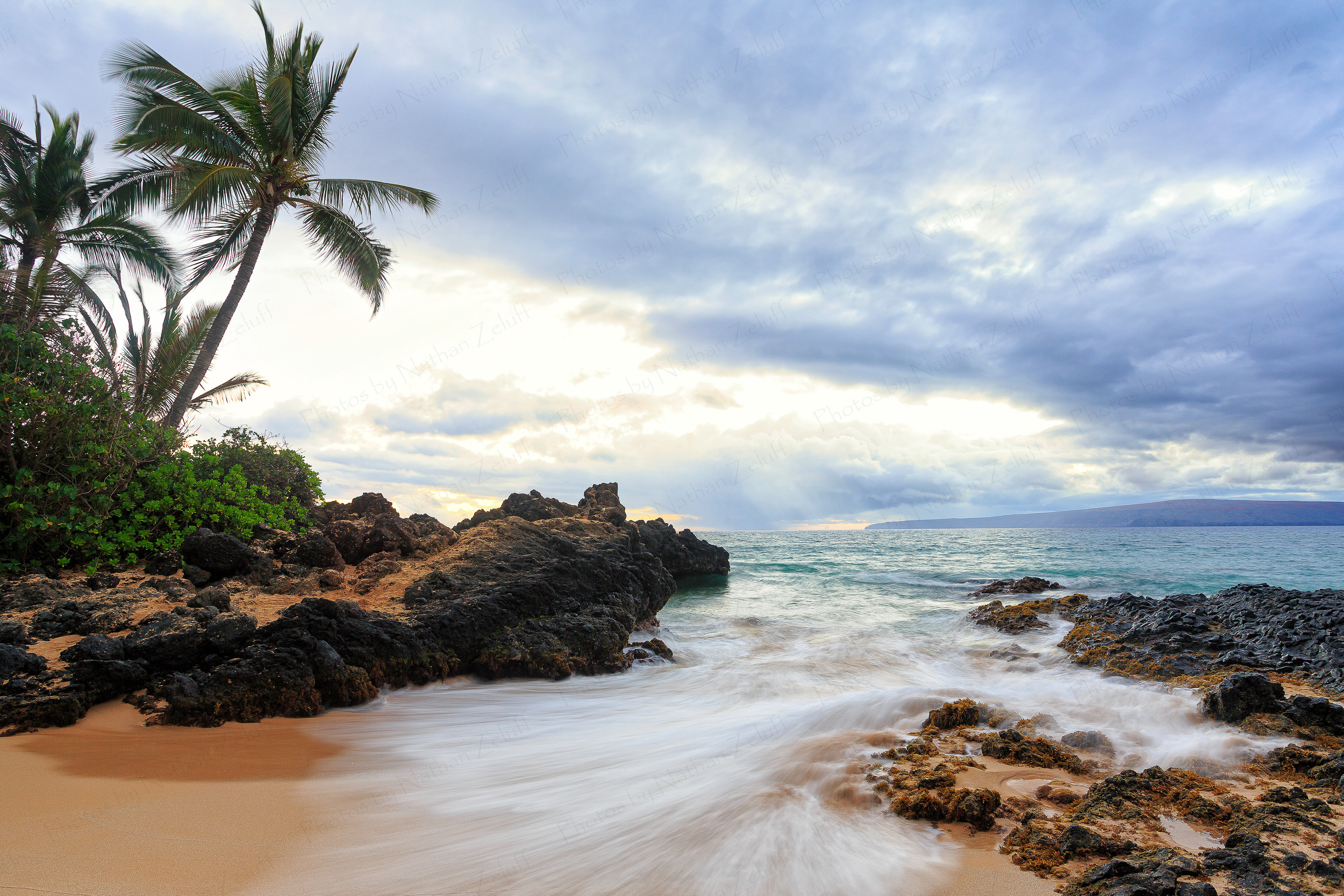 Winter Surf (Maui, Hawaiian Islands)