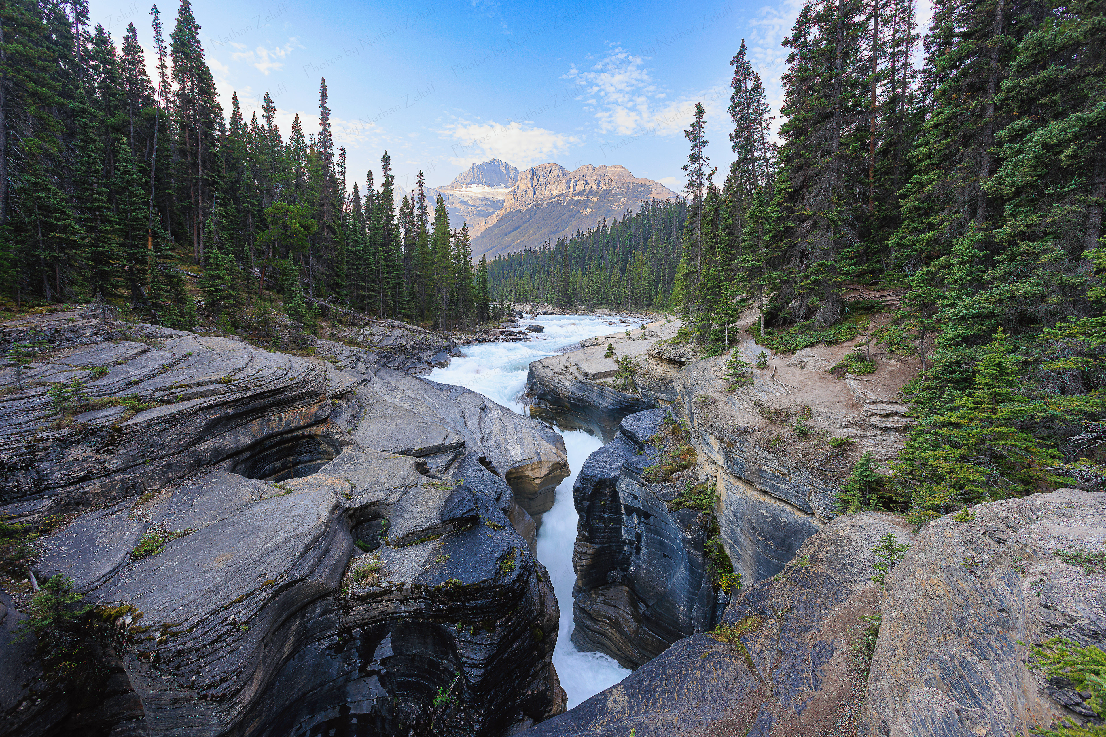 Mistaya Canyon Bliss (Icefields Parkway, Canada)