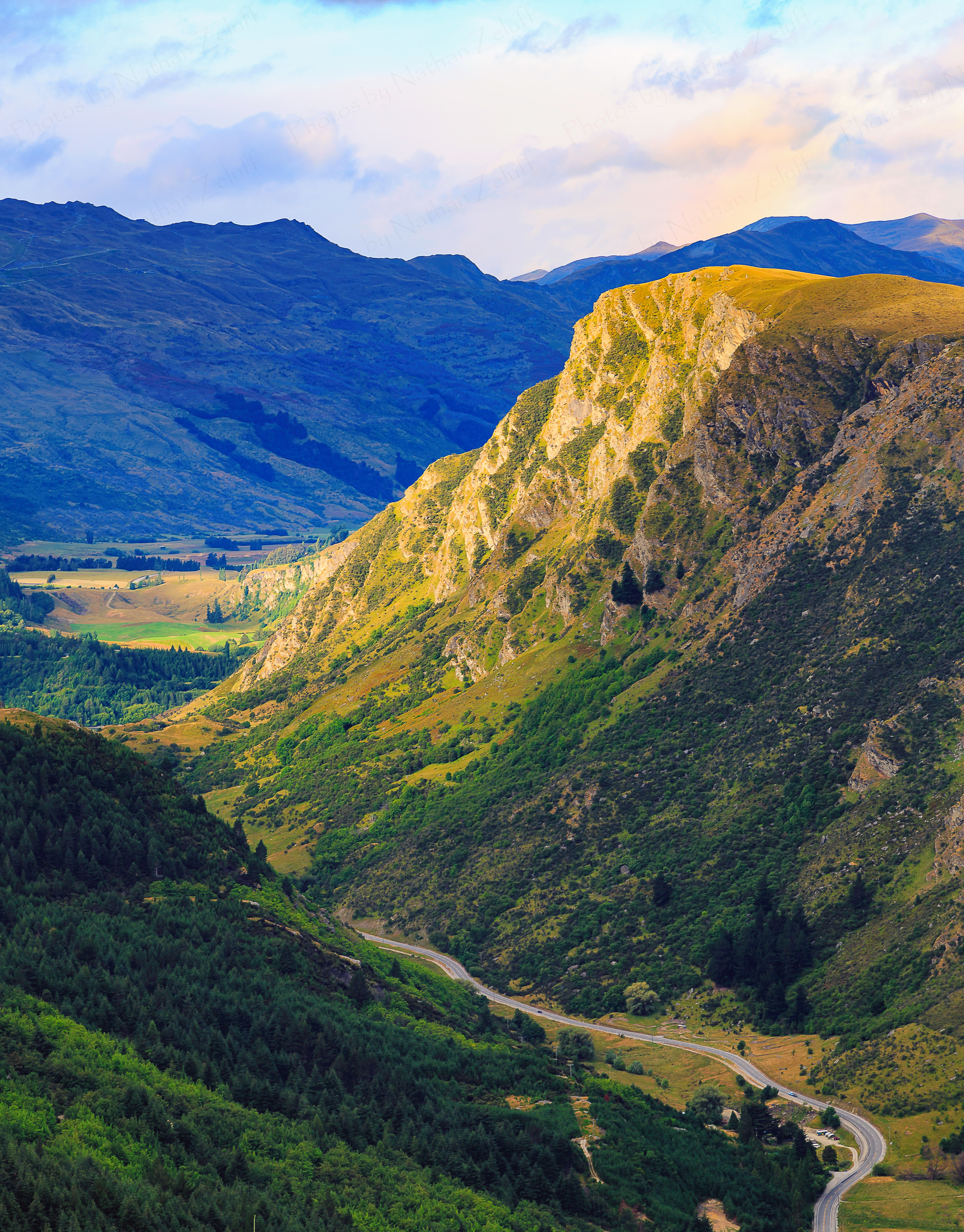 Road out of Queenstown (South Island, New Zealand)