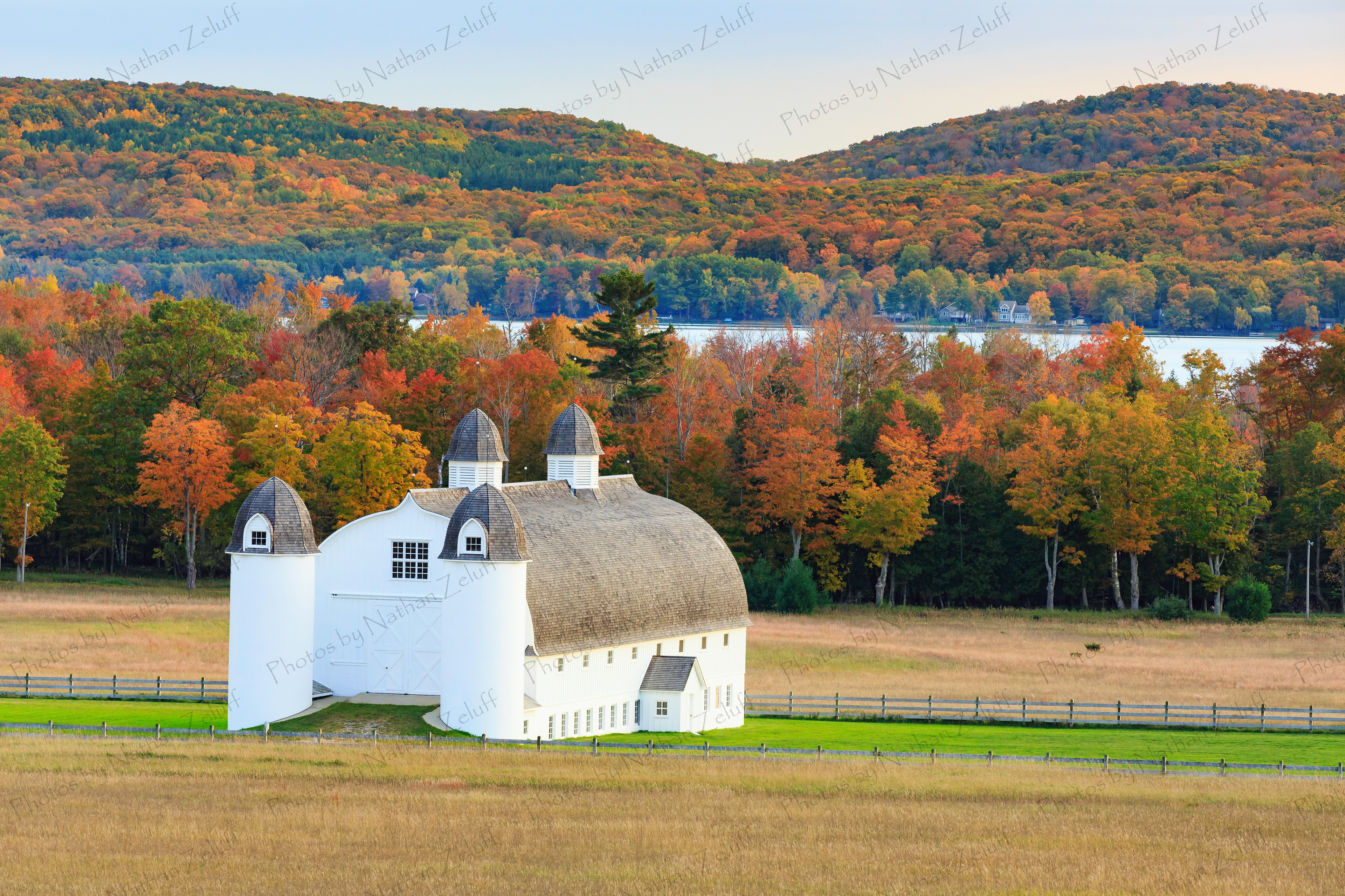 Old Barn (Sleeping Dunes NL, Michigan)