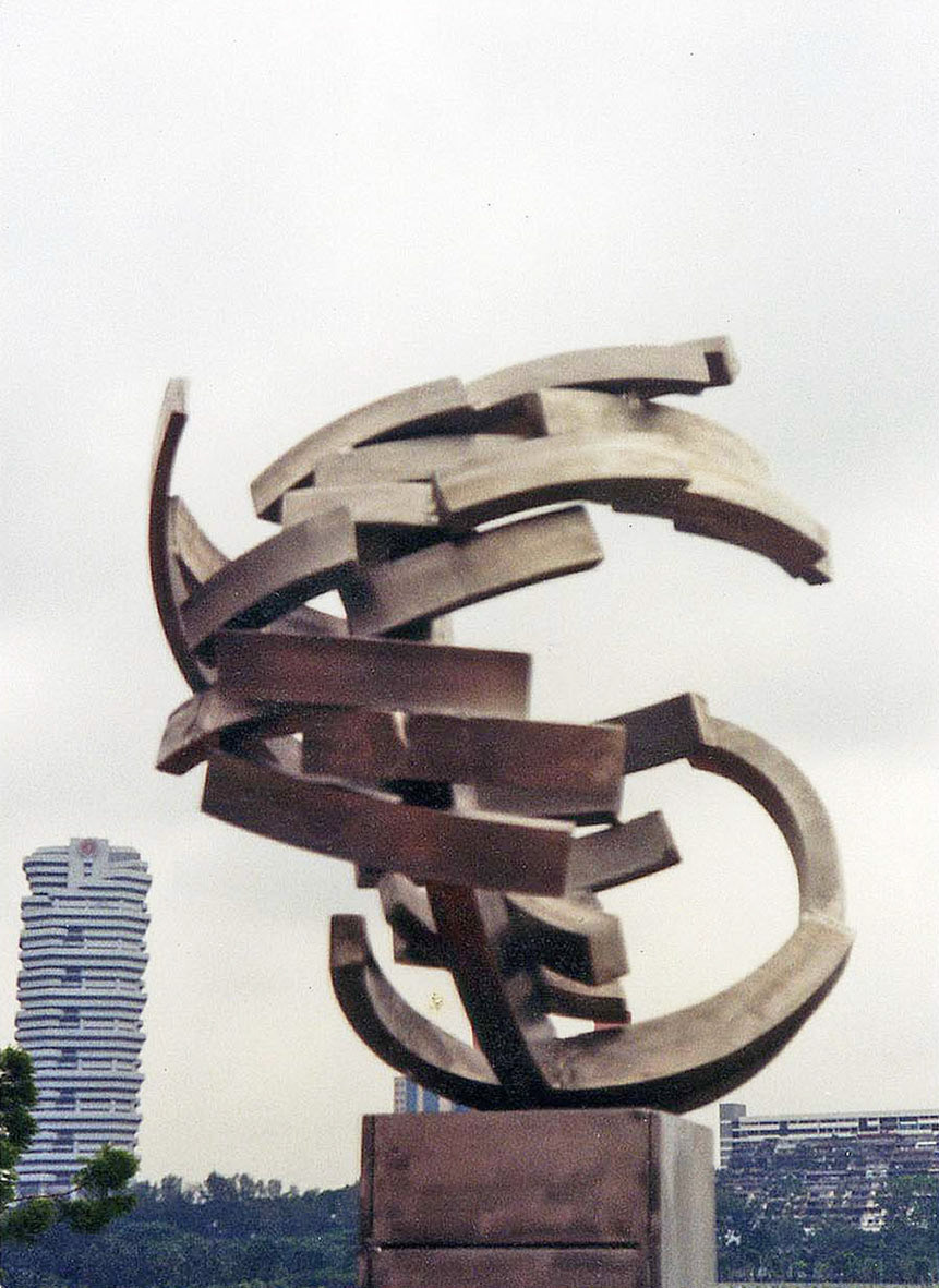 Untitled . Stainless Steel . 2001