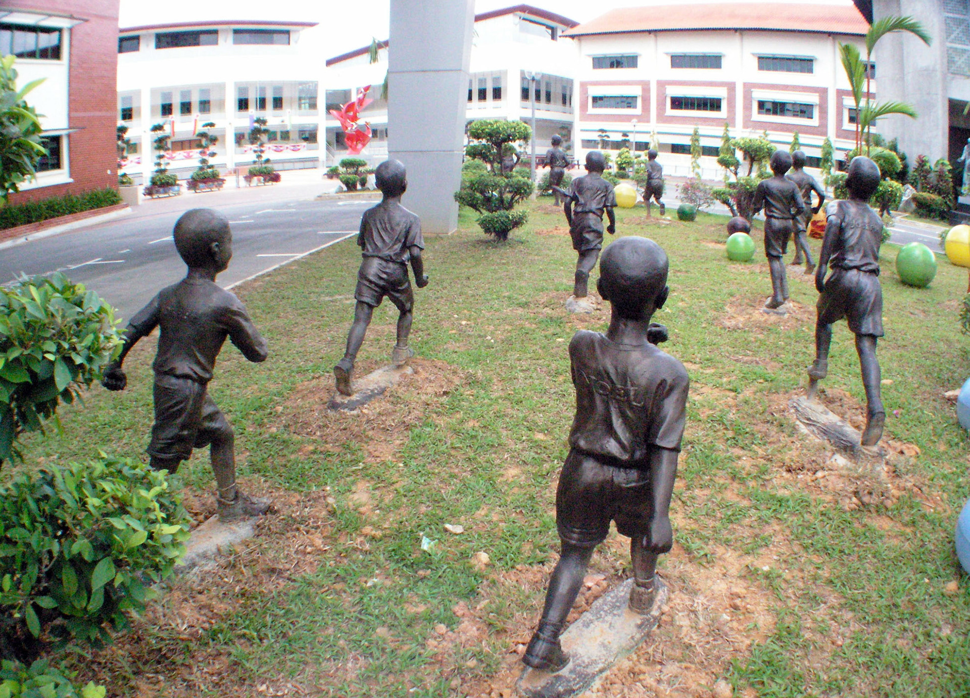 Marathon Race . Cast Bronze . 2006