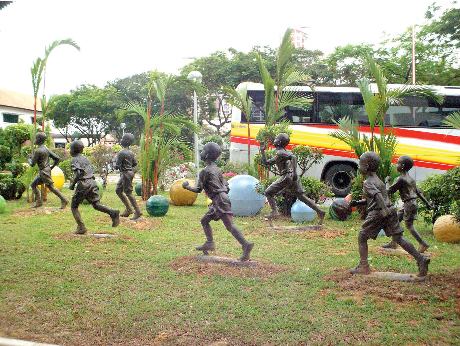 Marathon Race . Cast Bronze . 2006