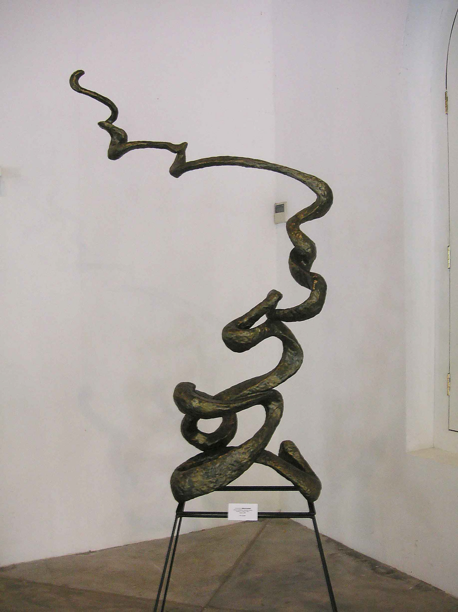 《天马行空》 Unrestrained . Epoxy Mortar . 2004