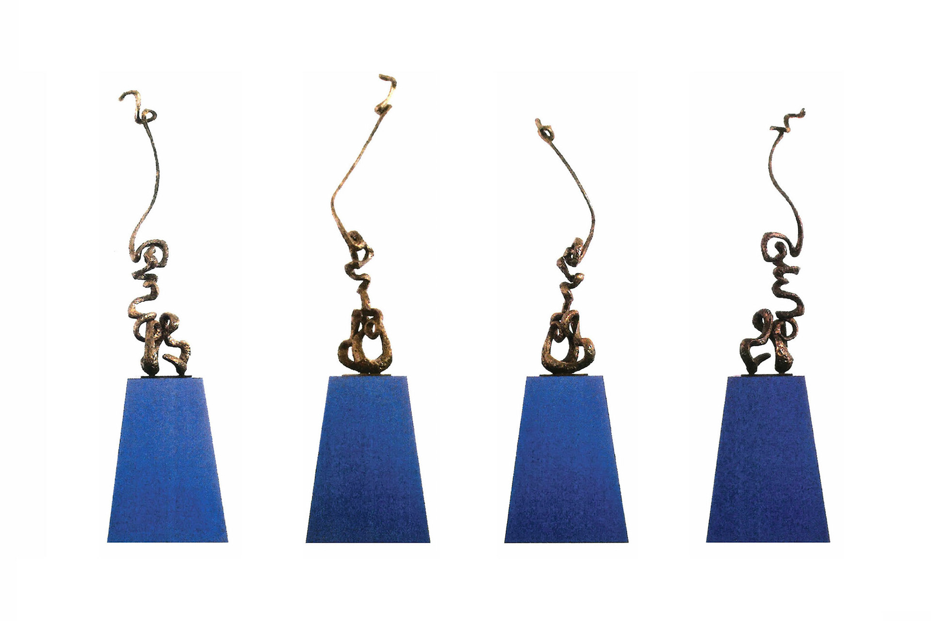《耳目一新》 . Epoxy Mortar . 2004