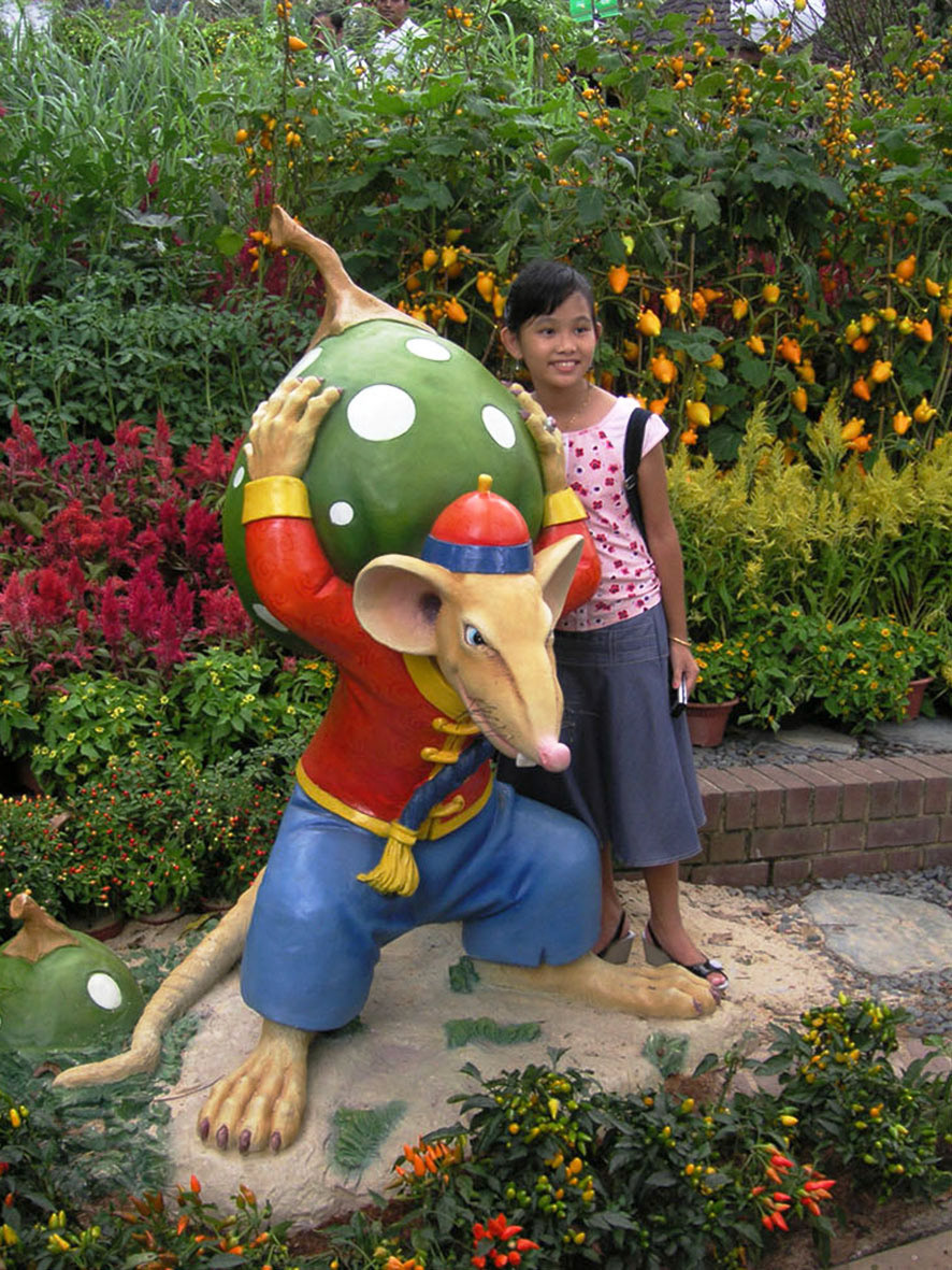 Rat Tan the Chinese Fruit Rat . Fiberglass . 2008