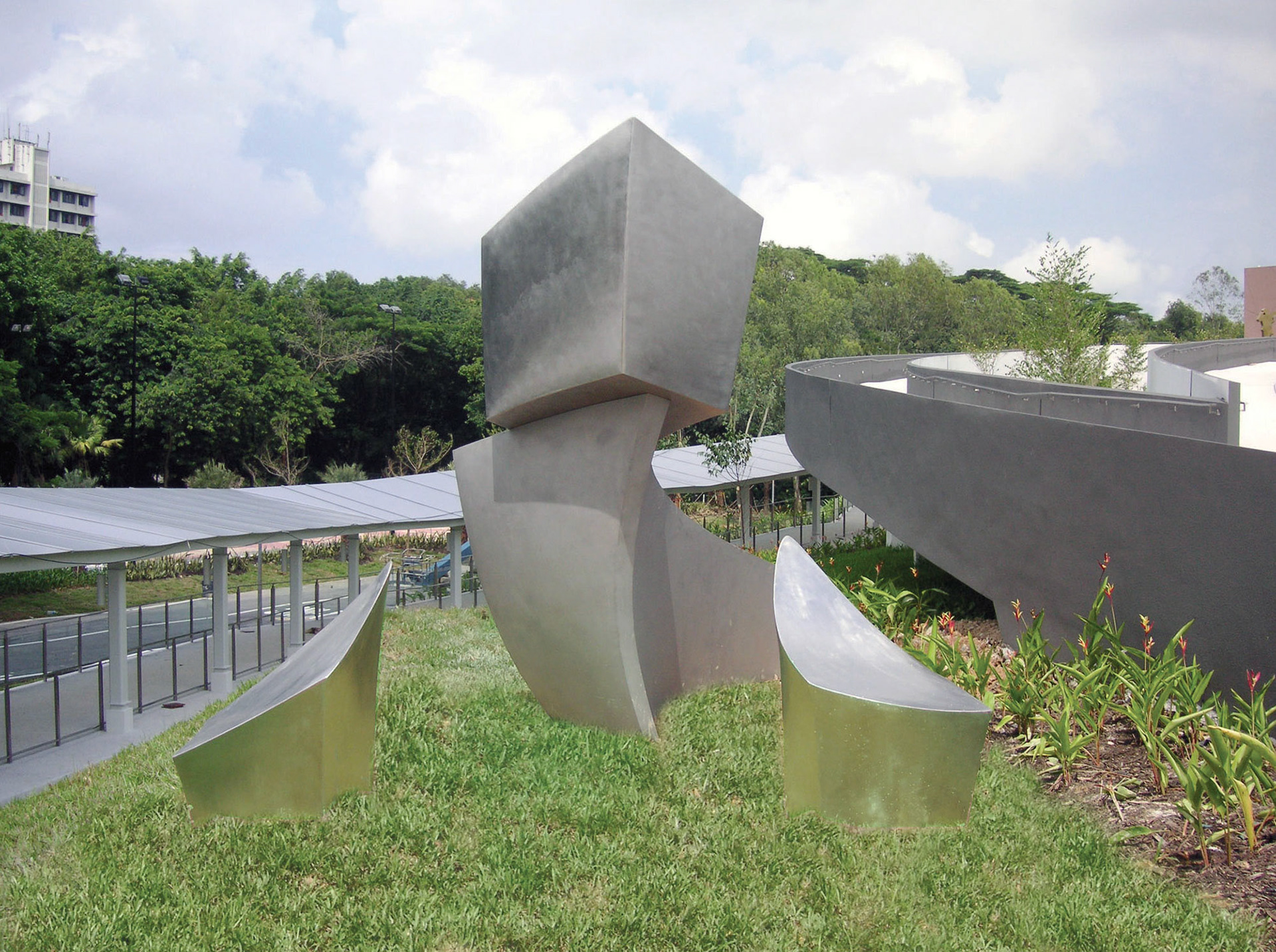 Leadership & Learning (large version) . Stainless Steel . 2007