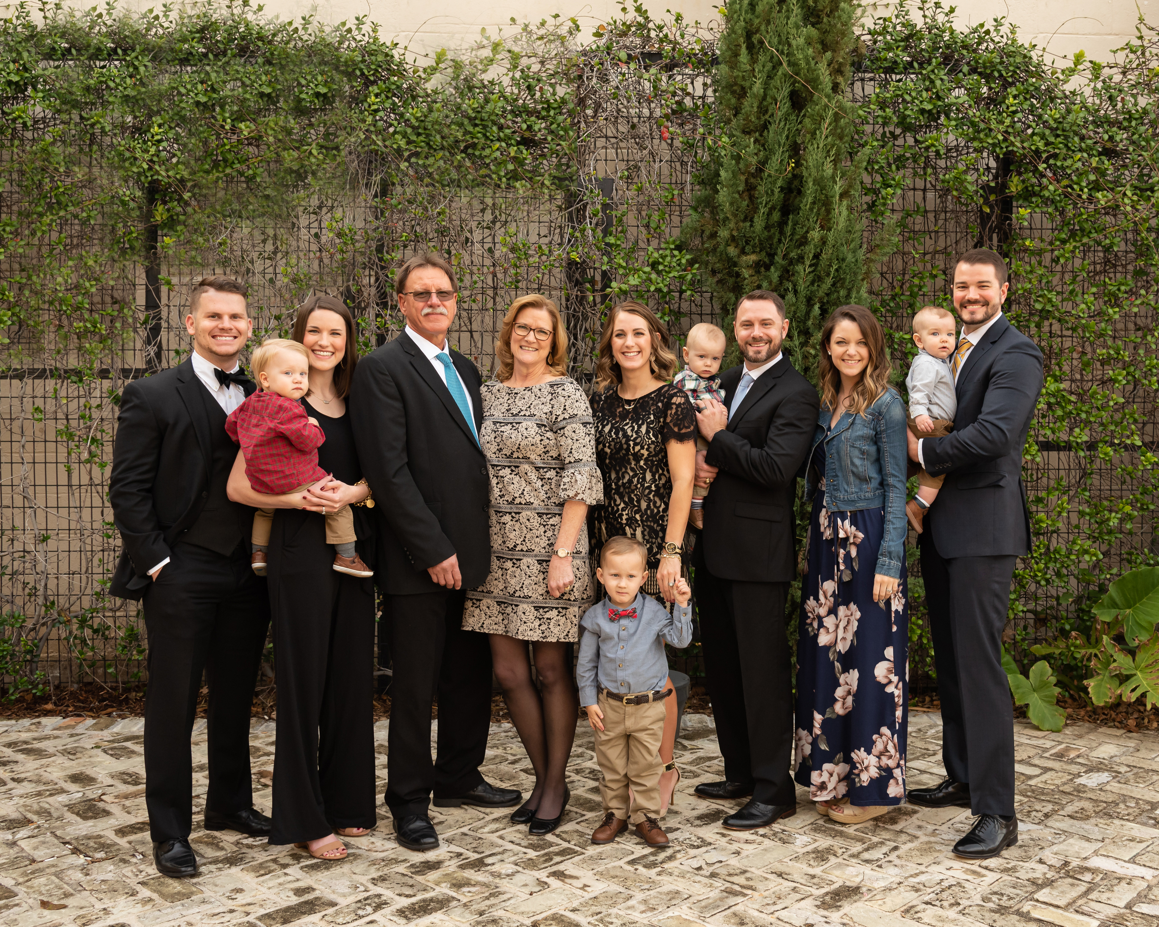 Blayne's side's 2019 family portrait in Texas