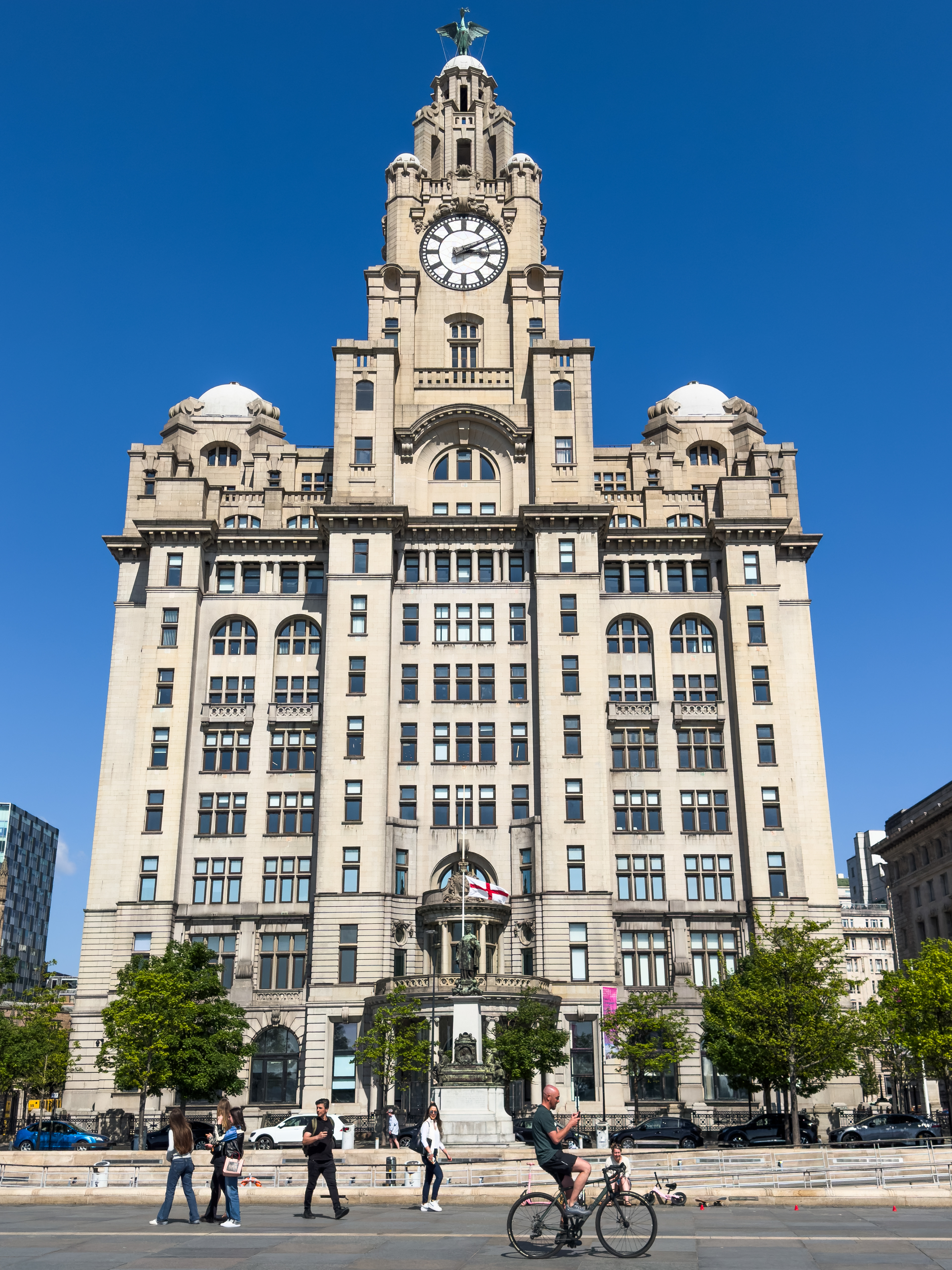 The Liver Building - (c) Thrimage