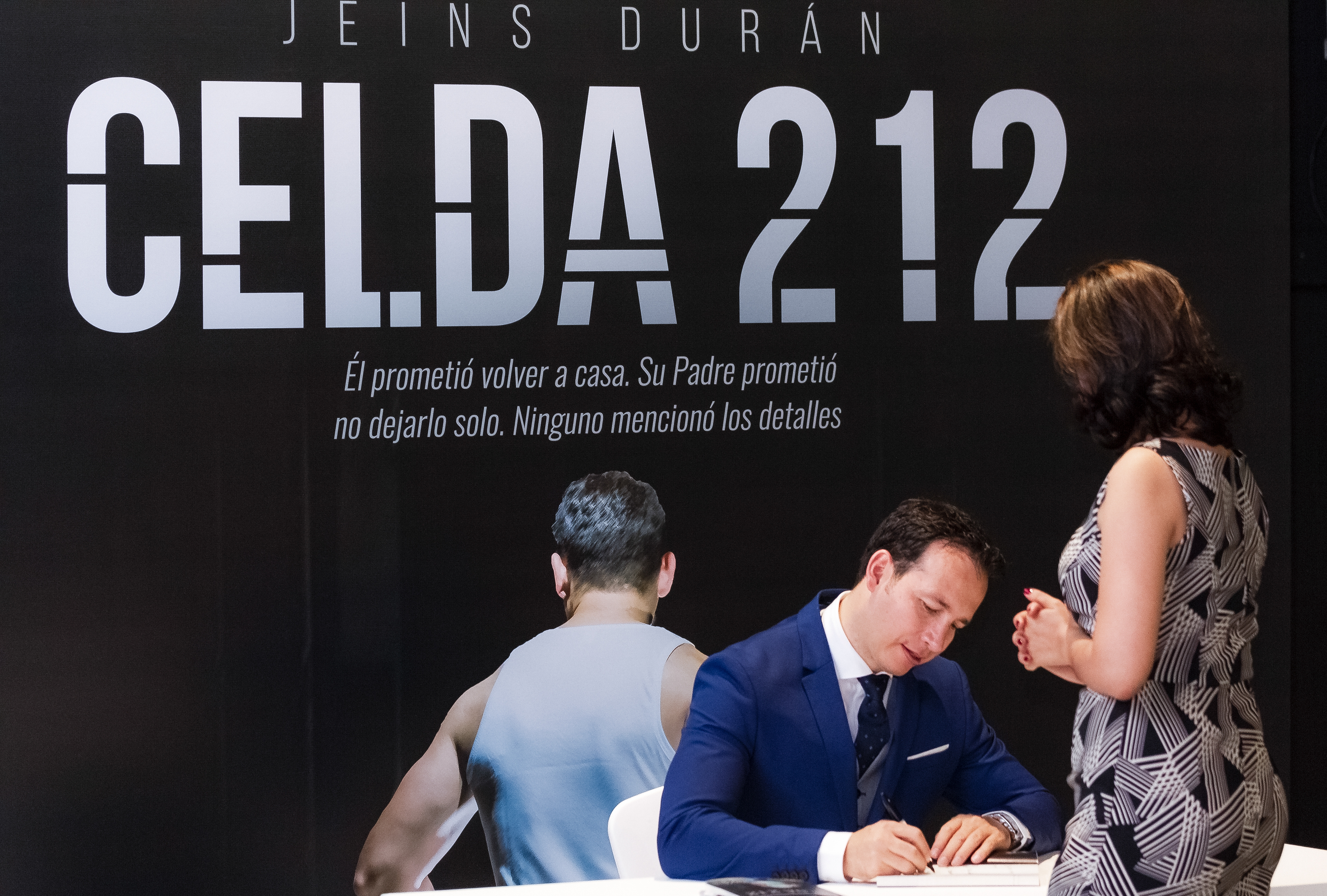 Lanzamiento libro - Celda 212