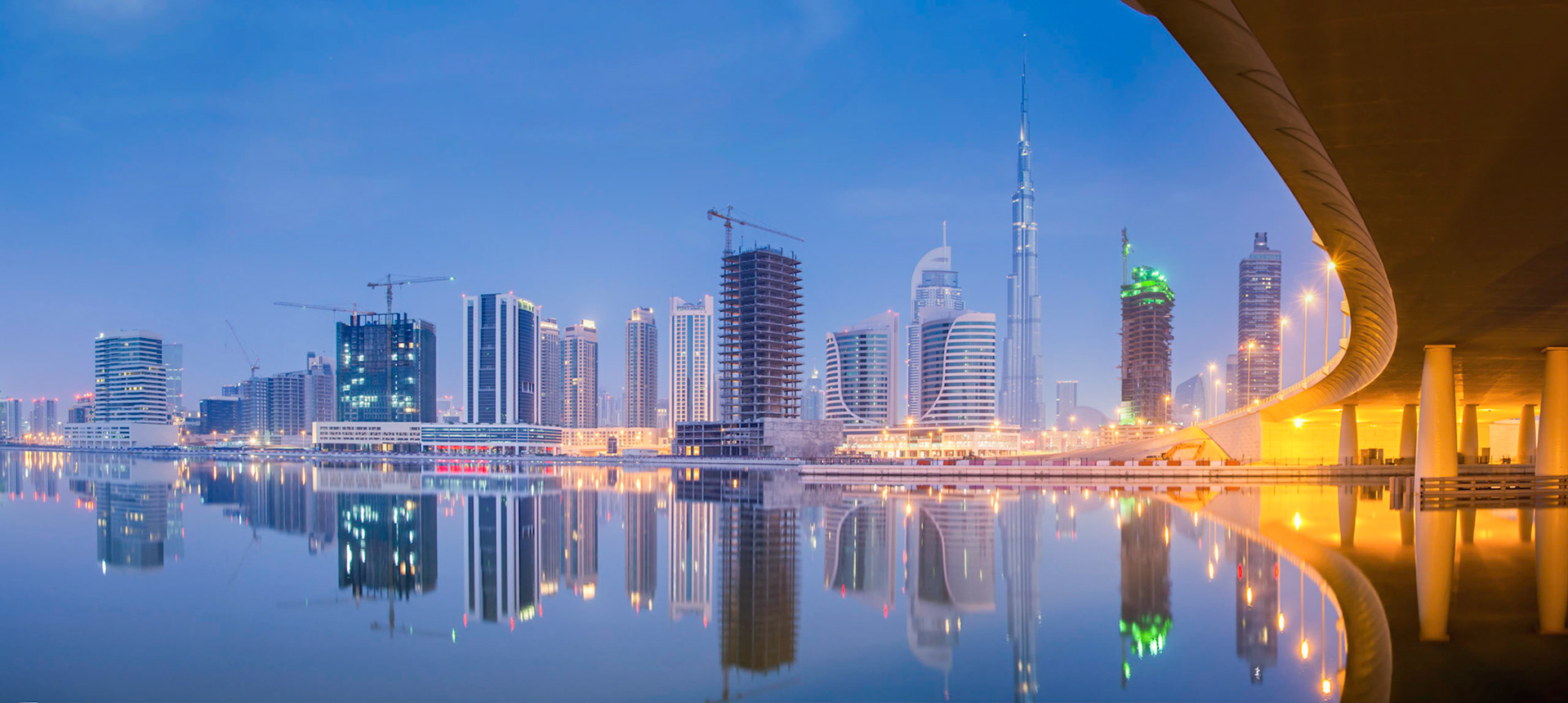 Taken at 6am on a very still morning in Dubai, this panorama is comprised of 7 images.