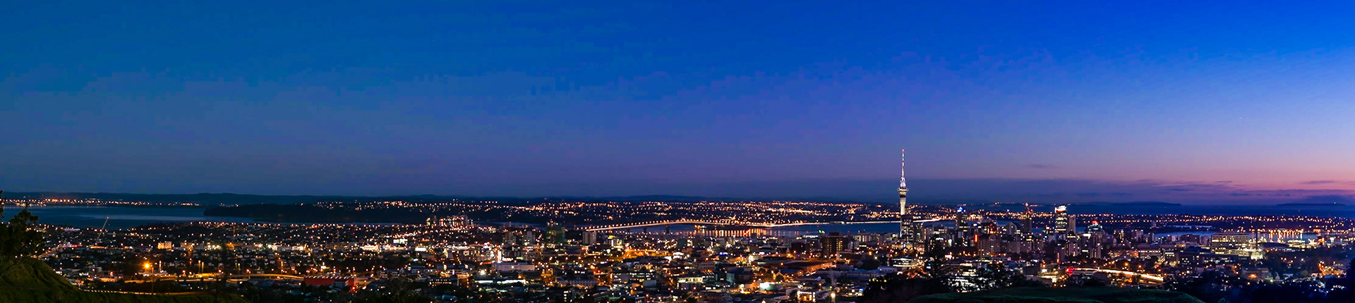 Mount Eden is the highest summit in Auckland, and quite a challenge to hike up with camera equipment. The view from the top is stunning, however.