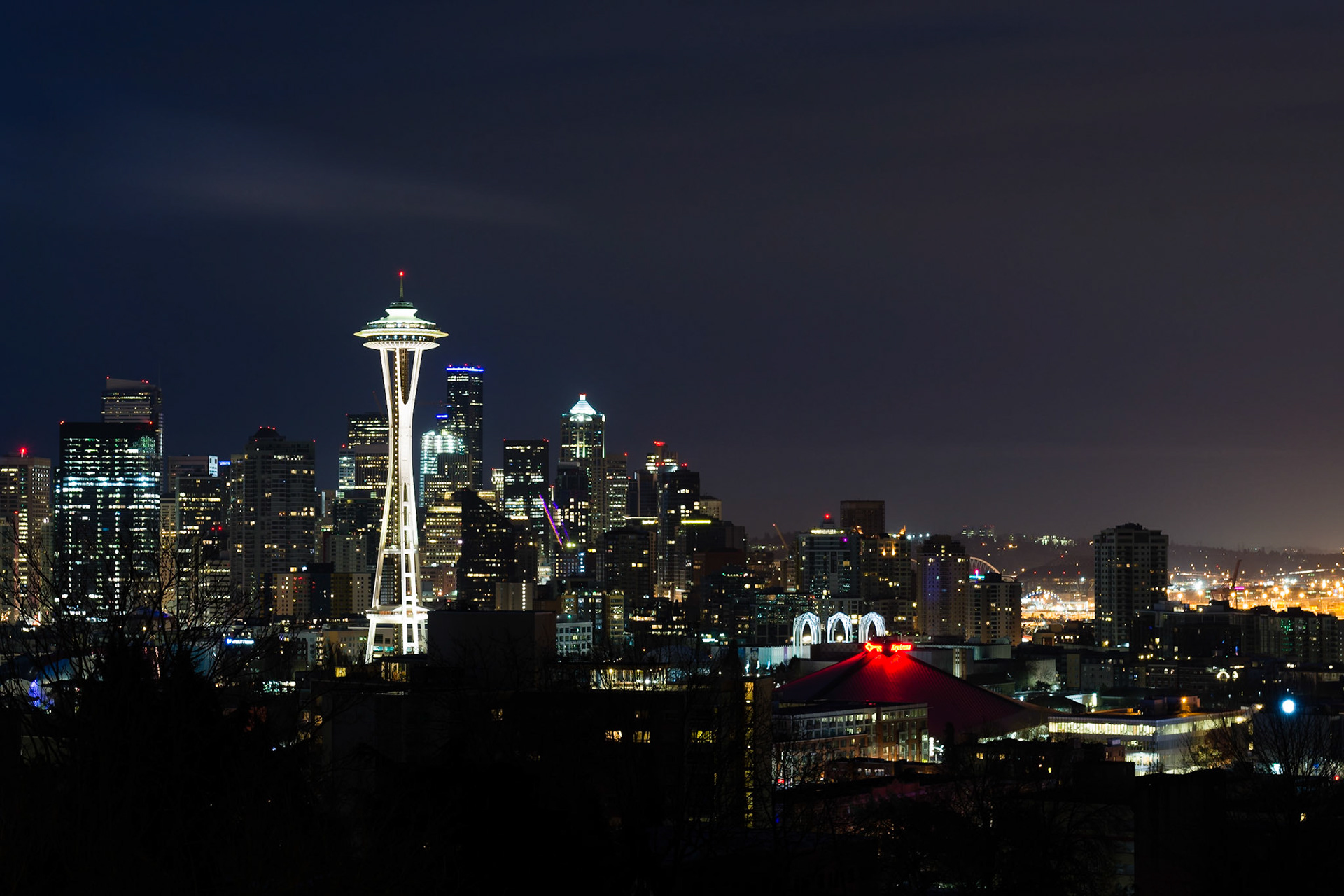 Taken on a (very) cold morning at Kerry Park in Seattle. The view from here is always spectacular, although the low cloud tempered the colours this time.