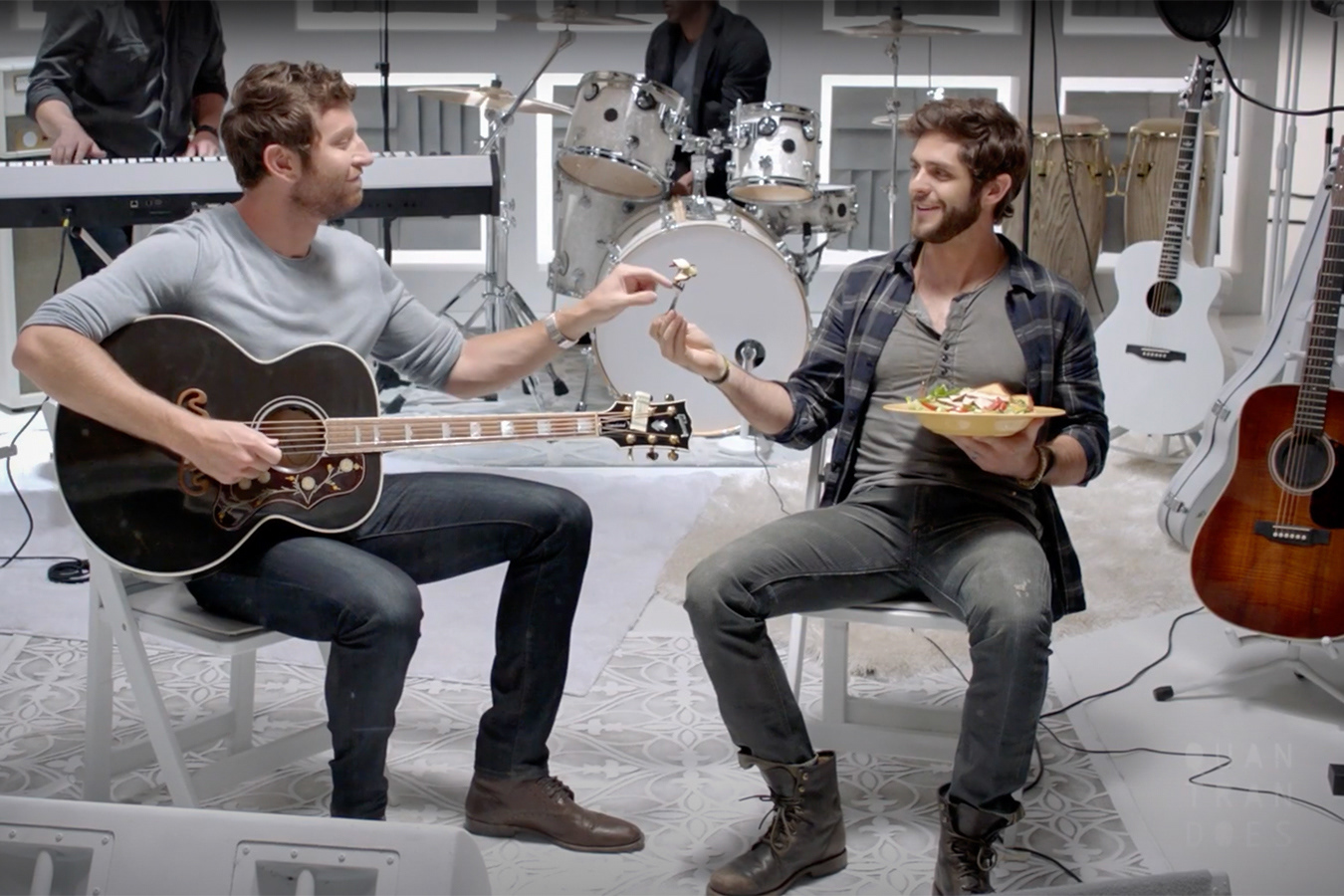 "Jam Session" • Brett Eldredge & Thomas Rhett • Zaxby's