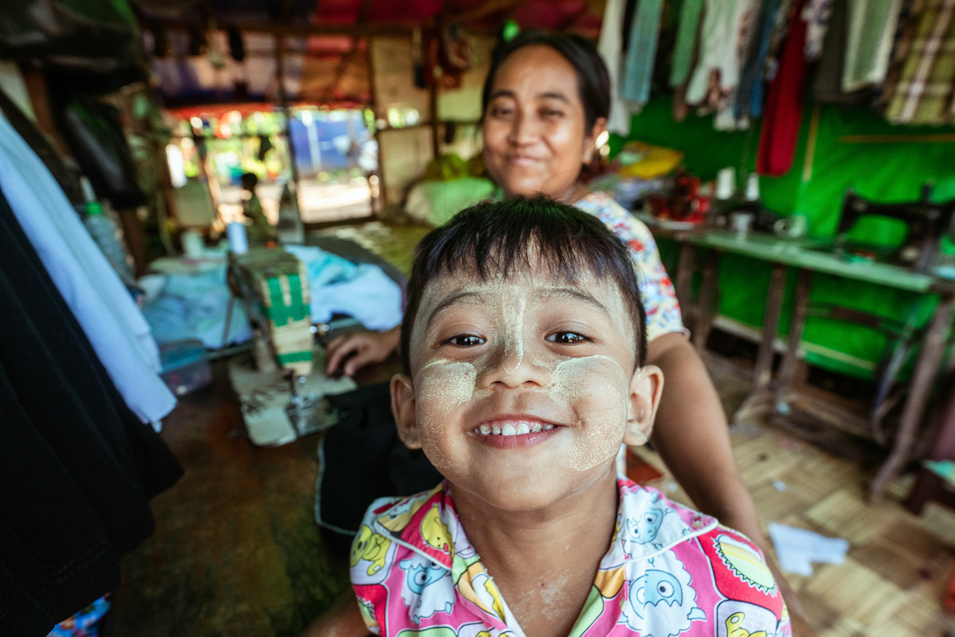 A refugee boy with his mother in Moreh, Manipur, during the COVID-19 Response and Recovery Program by CRS