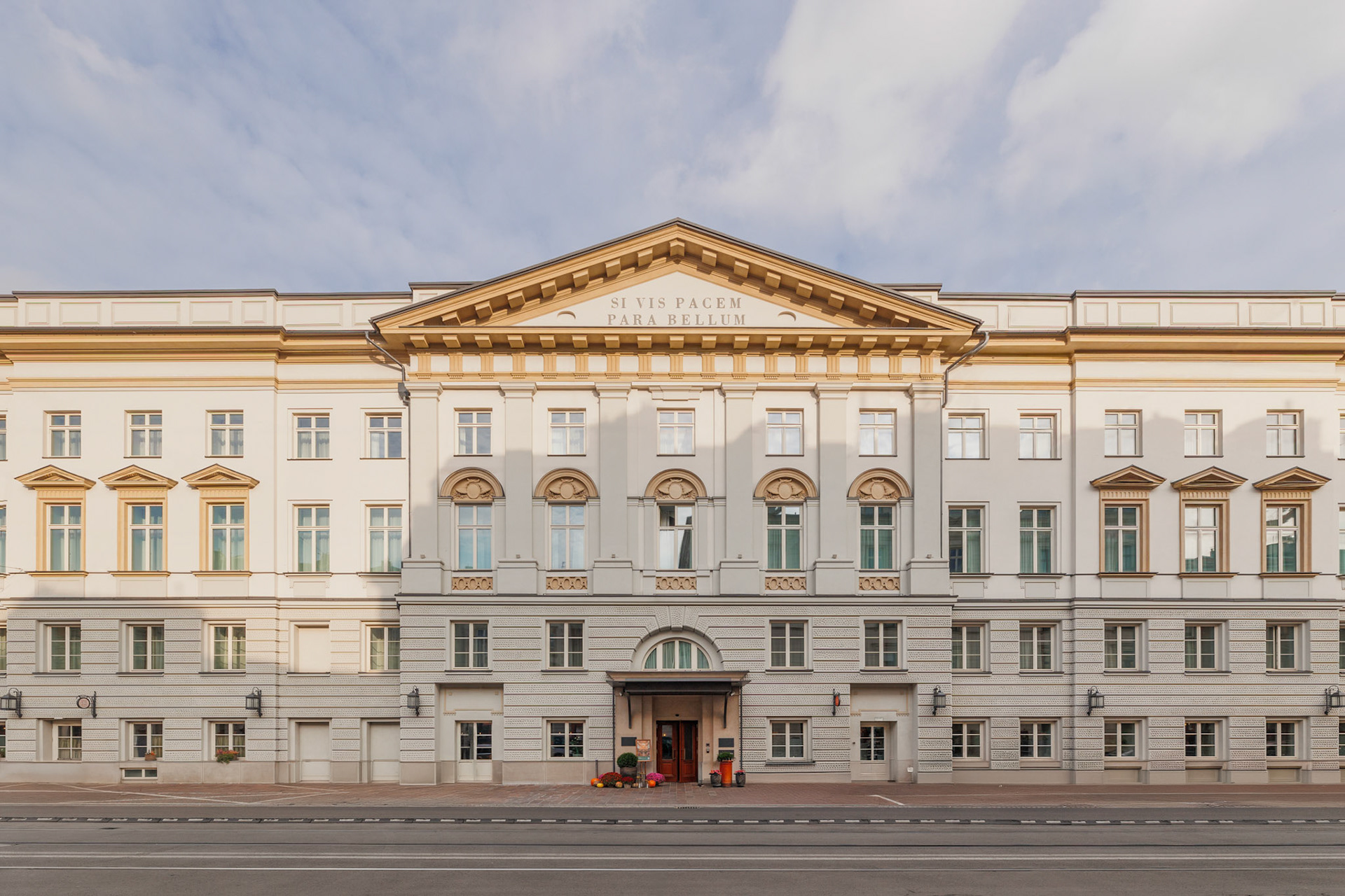 Stradom House © Copyright Jarosław Juraszek