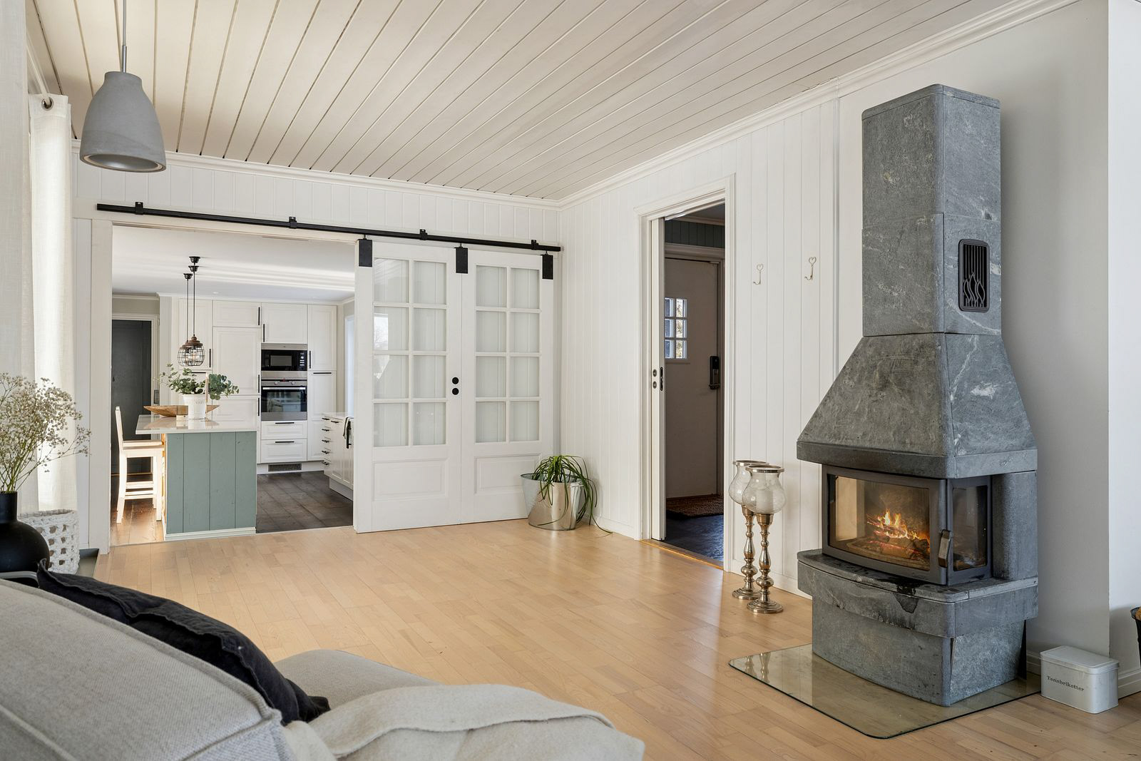 Rustic warmth, modern living