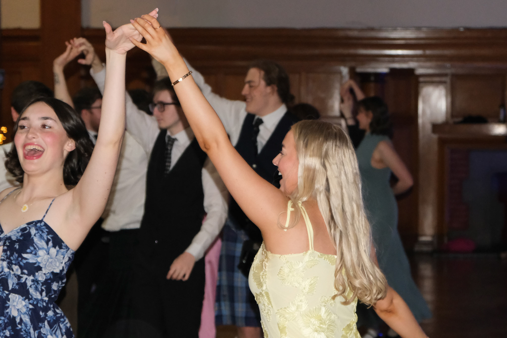 Client: Cecilian Society – two dancers at a ceilidh