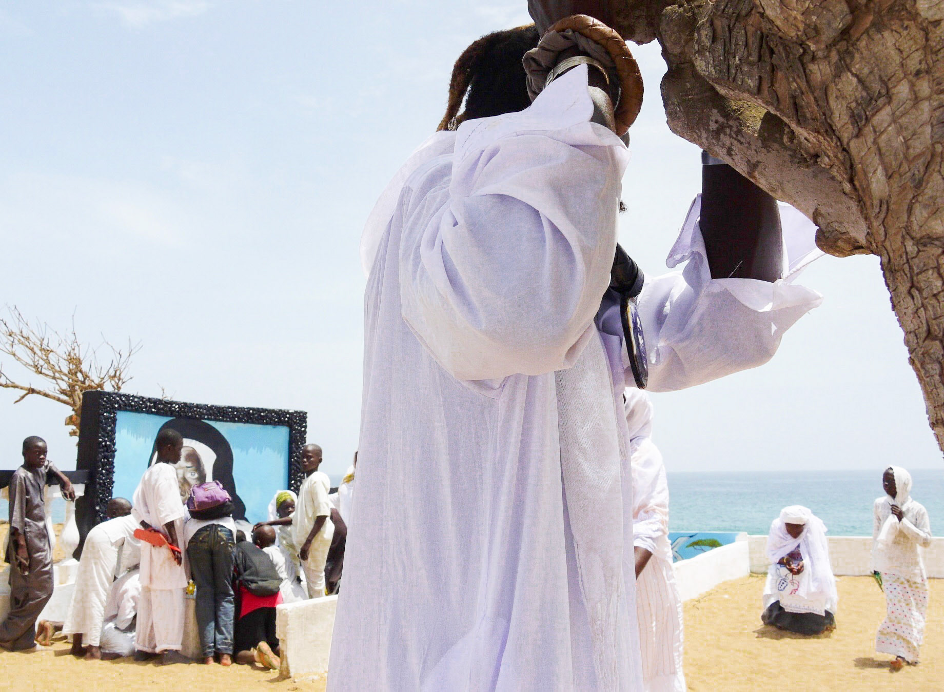 LES ALMADIES GROTTE ET PIERRE DU MARABOUT