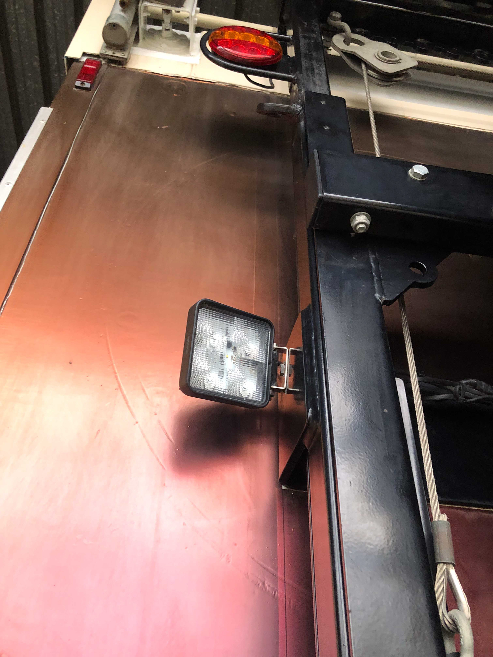 Work light rear x 2