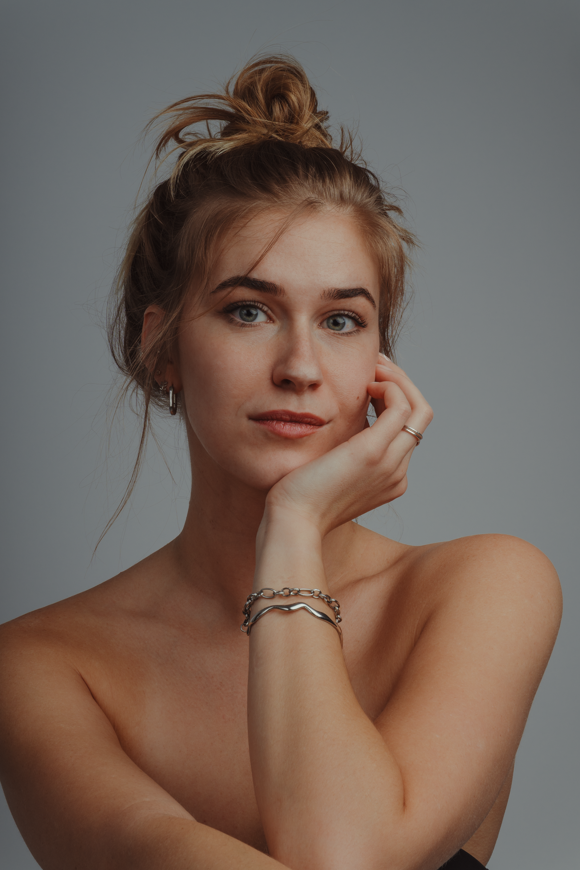 𝗟𝗔𝗨𝗥𝗔 - instagram.com/lauraheidl