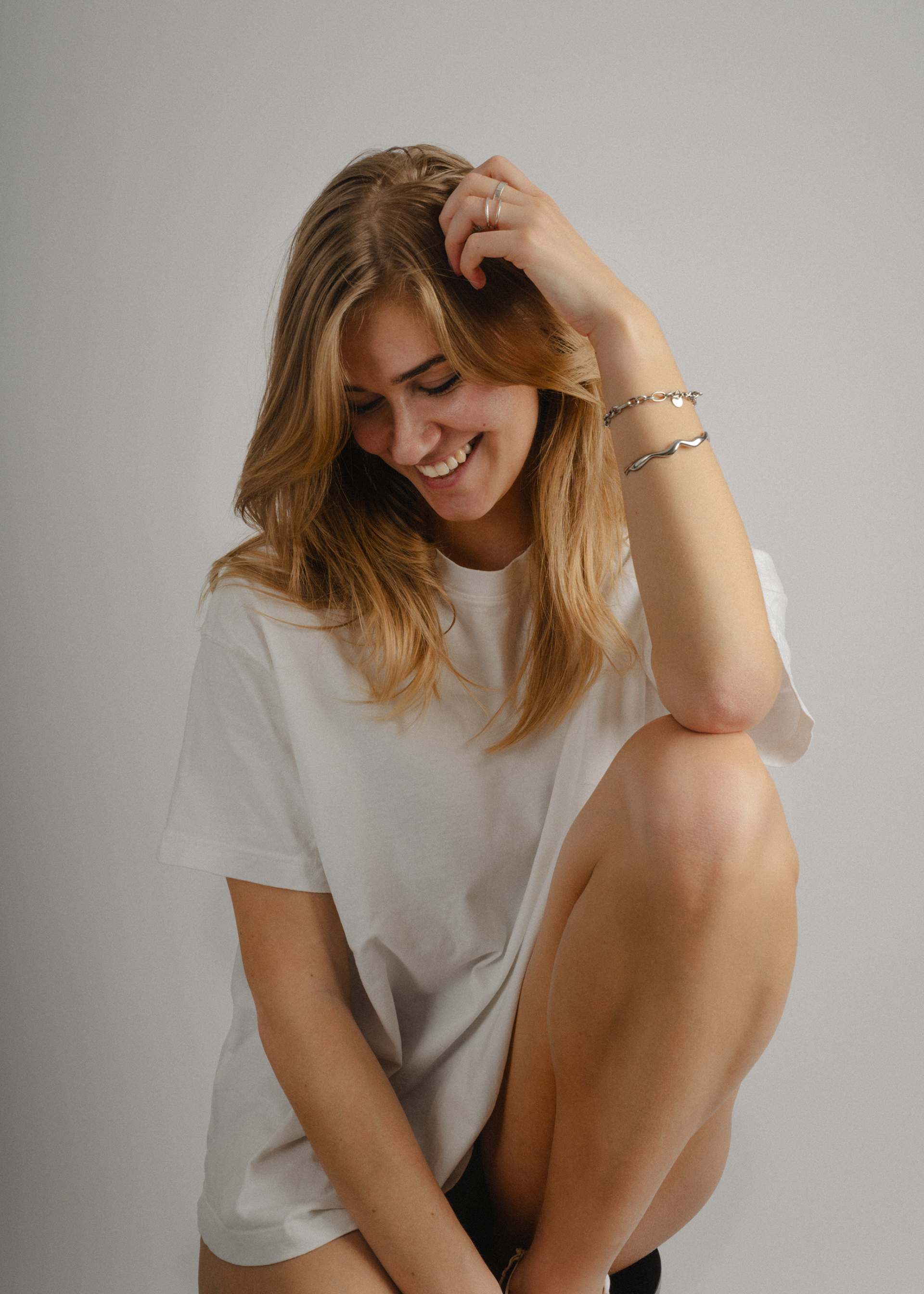 𝗟𝗔𝗨𝗥𝗔 - instagram.com/lauraheidl