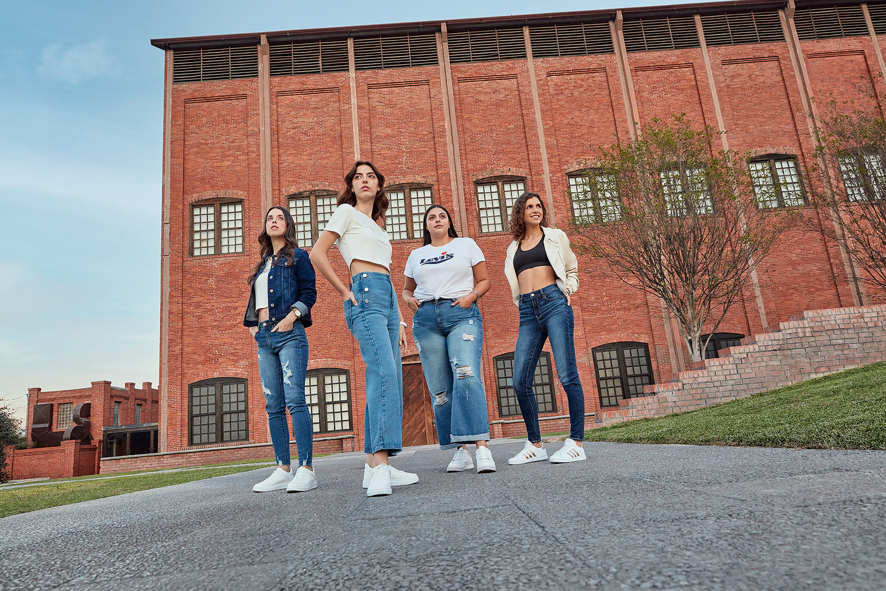 COPPEL Jeans [Foto: Pepe Escárpita // Postproducción: Prouzak]