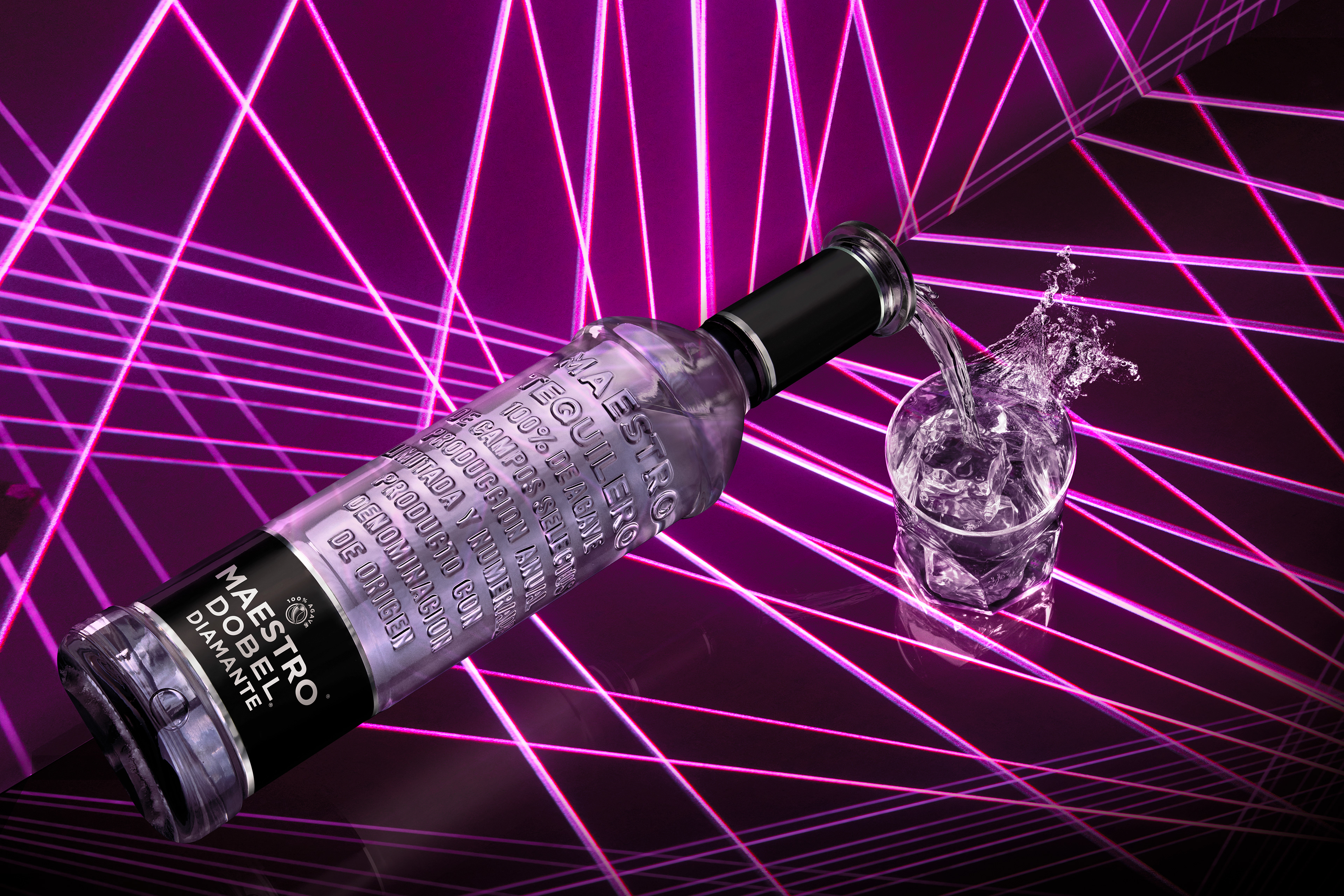 MAESTRO DOBEL  [Postproducción: Tito Villalobos / PROUZAK]