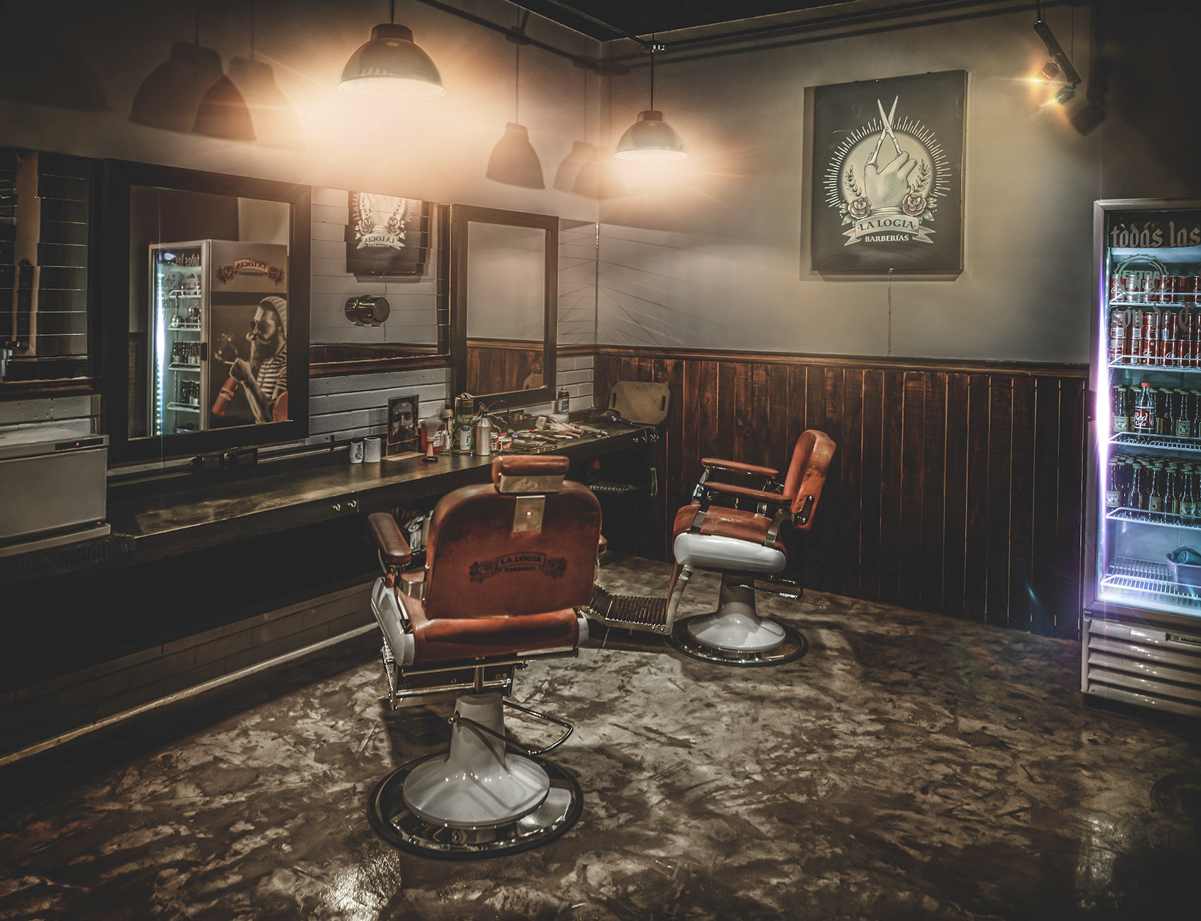 LA LOGIA, BARBERÍA [Postproducción: PROUZAK]