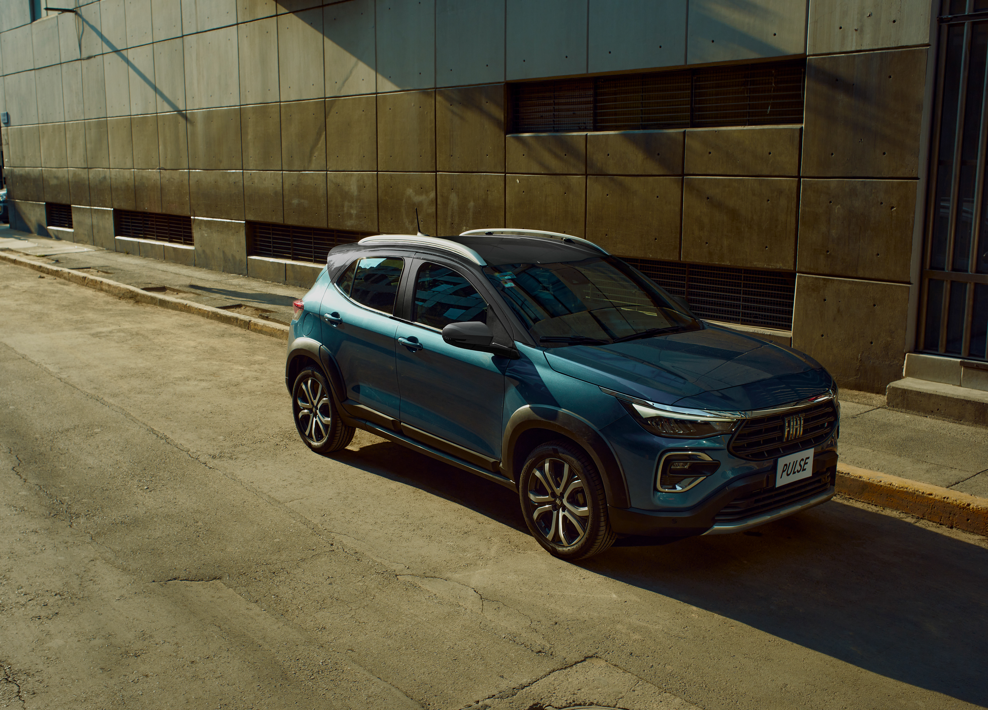 FIAT [Foto: Pepe Castillo // Postproducción: PROUZAK]