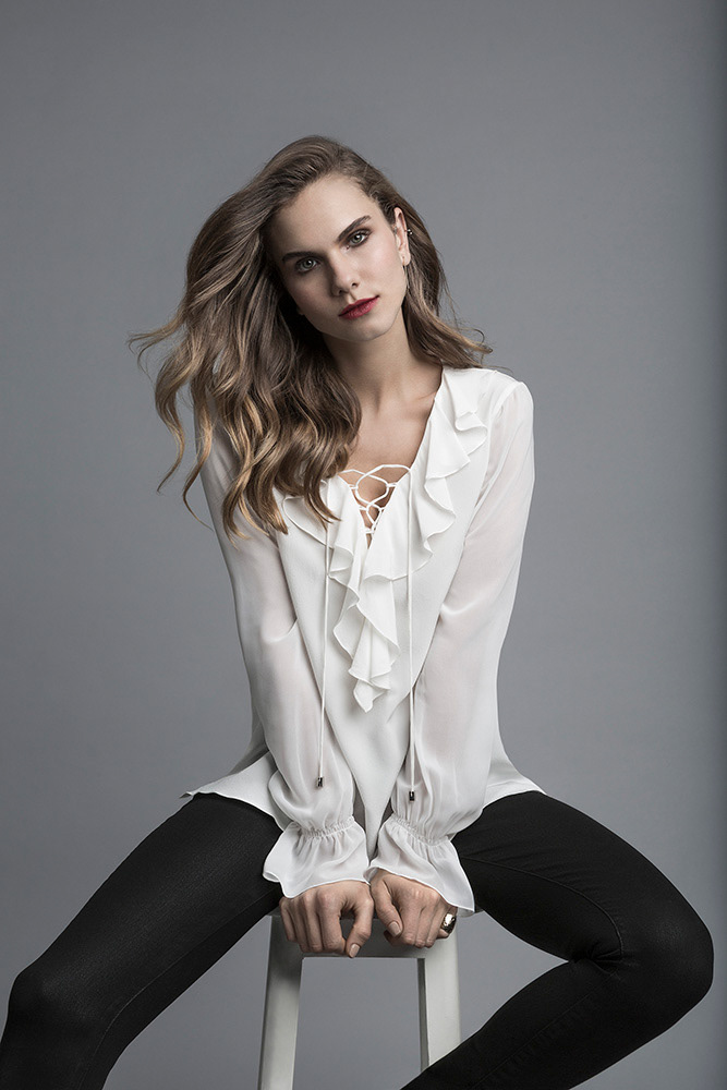 SEXY JEANS [Foto: Santiago Ruiseñor // Postproducción: PROUZAK]