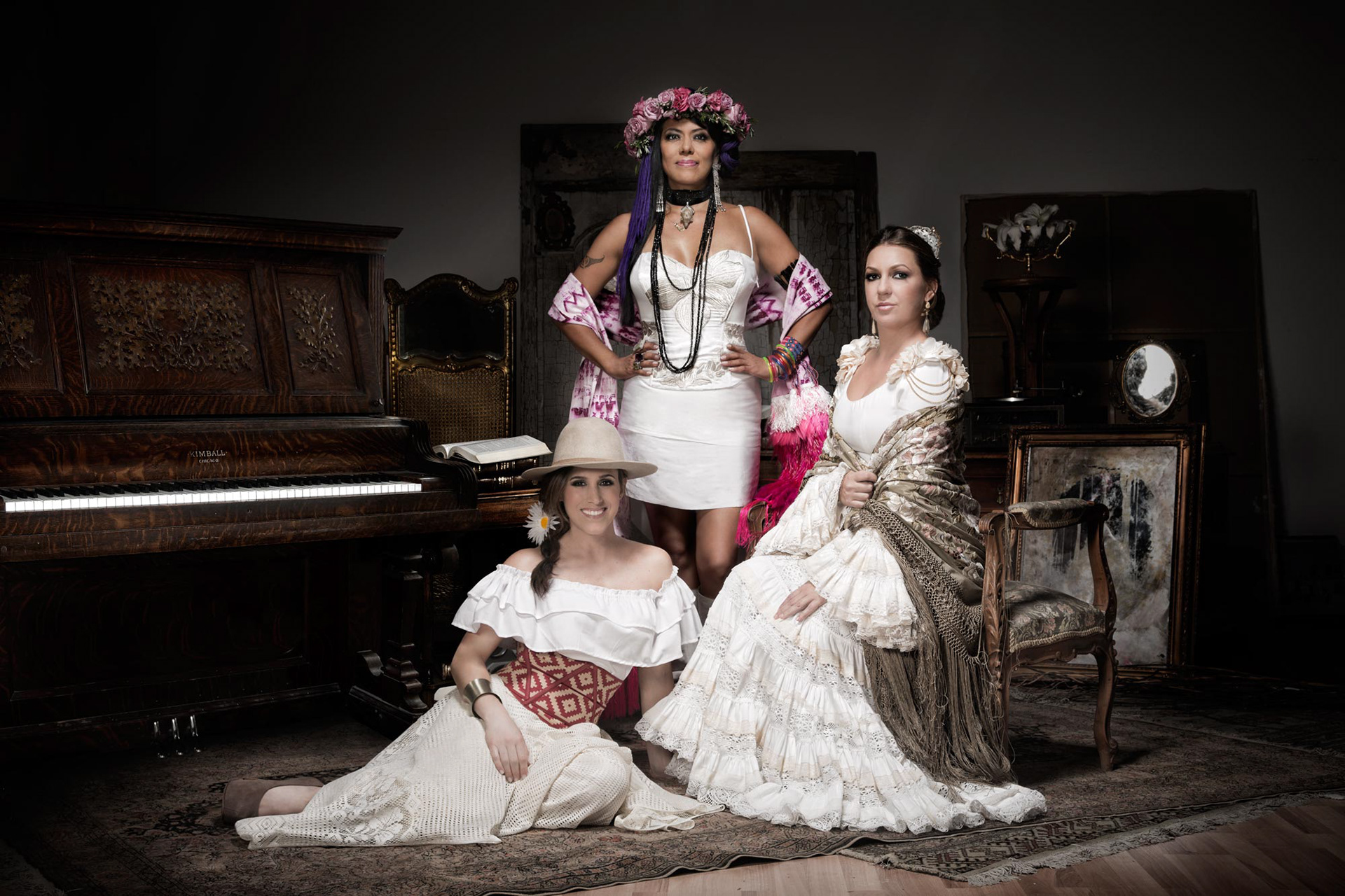 RAÍZ [Foto: Gudinni // Postproducción: PROUZAK]