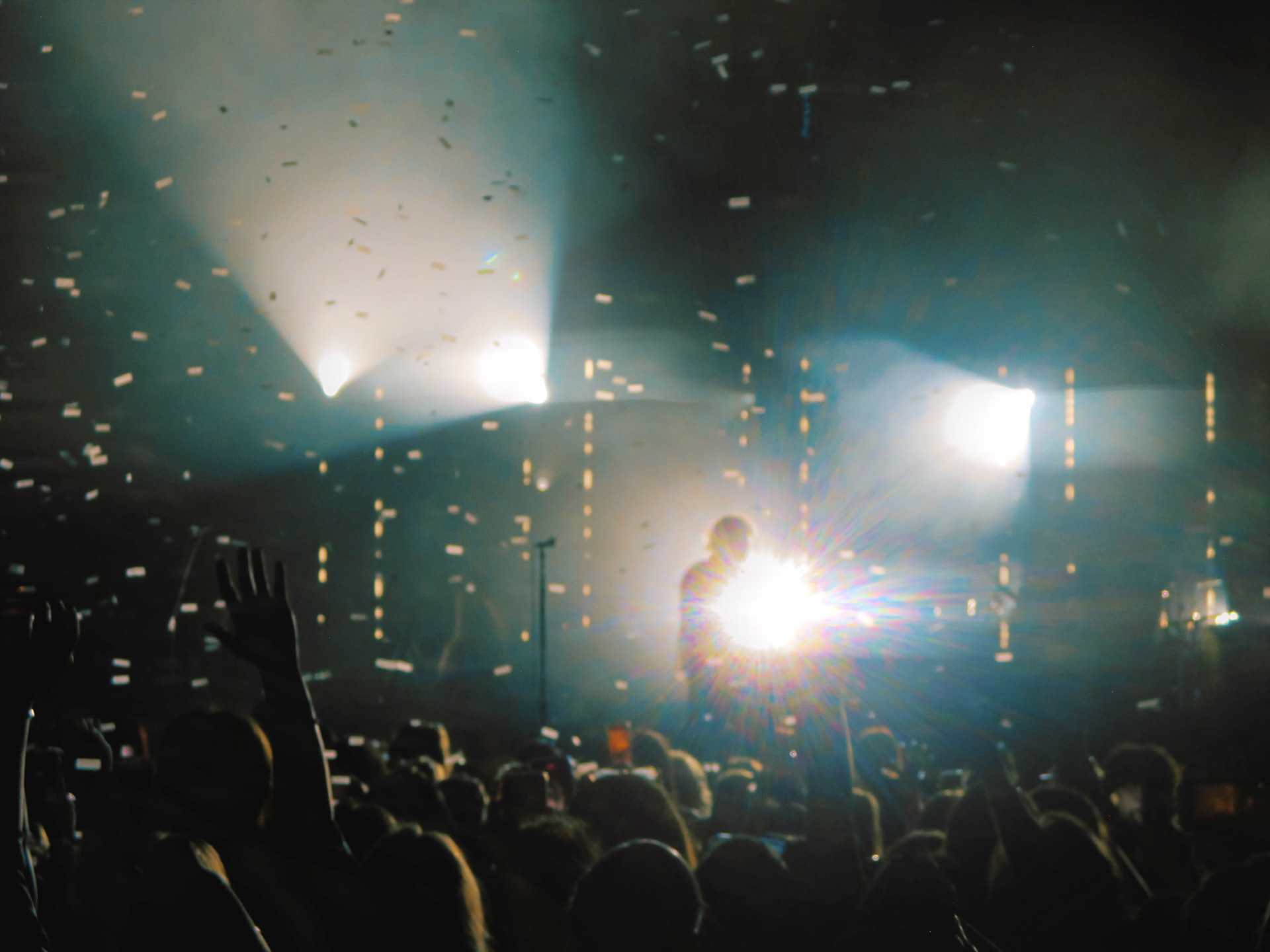 Luke Hemmings: Nostalgia For A Time That Never Existed Royal Oak, MI Royal Oak Music Theatre May 31, 2024