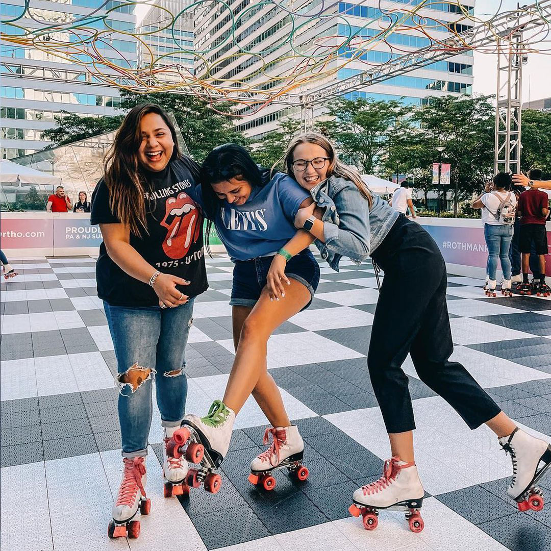 young au pairs are having fun in the USA