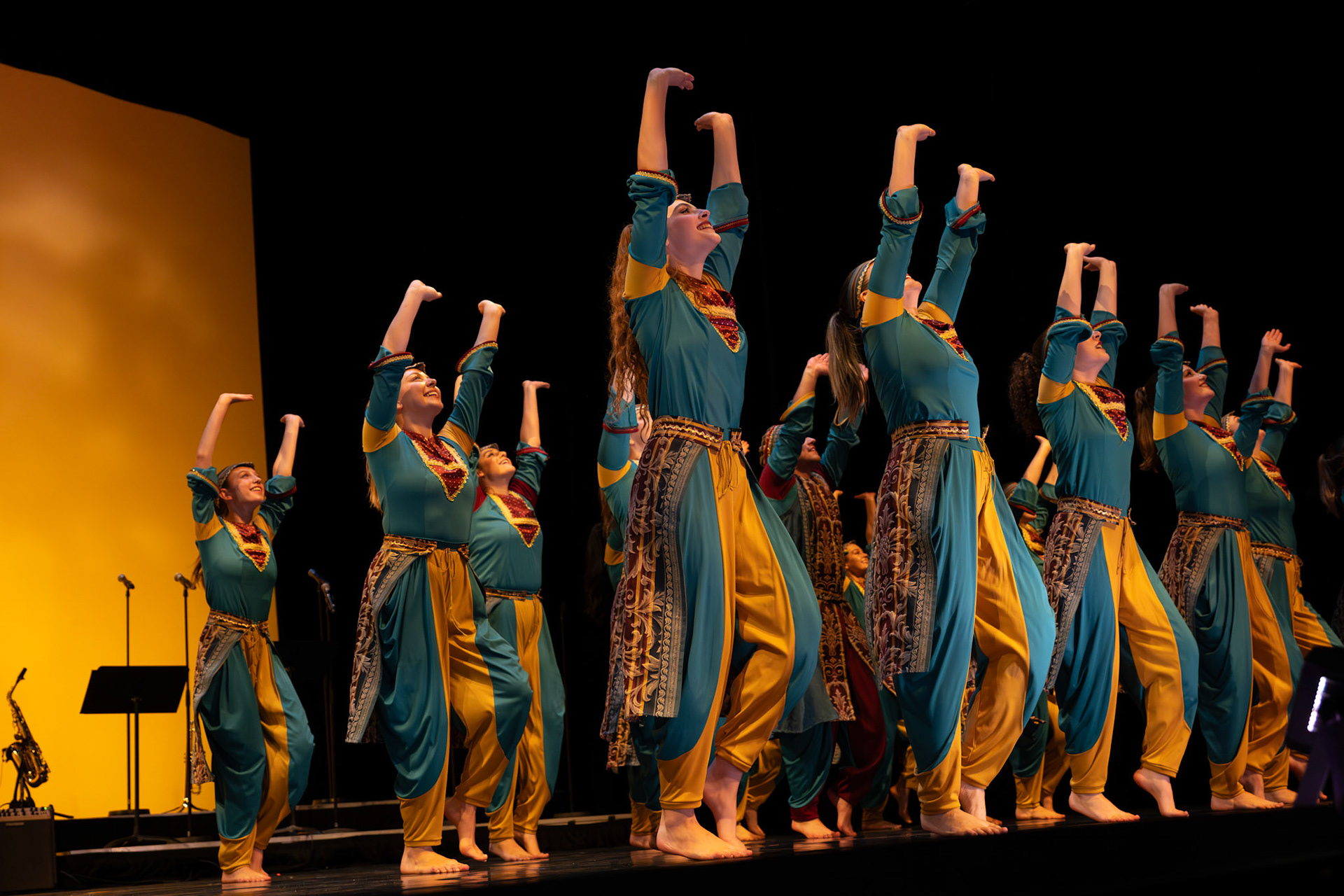 Yecheifim, Barefoot