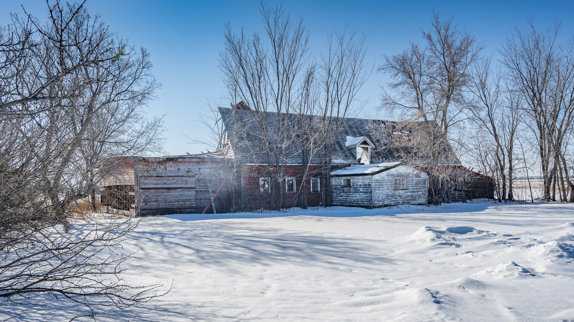 Abandoned Barn - Stony Mountain Manitoba