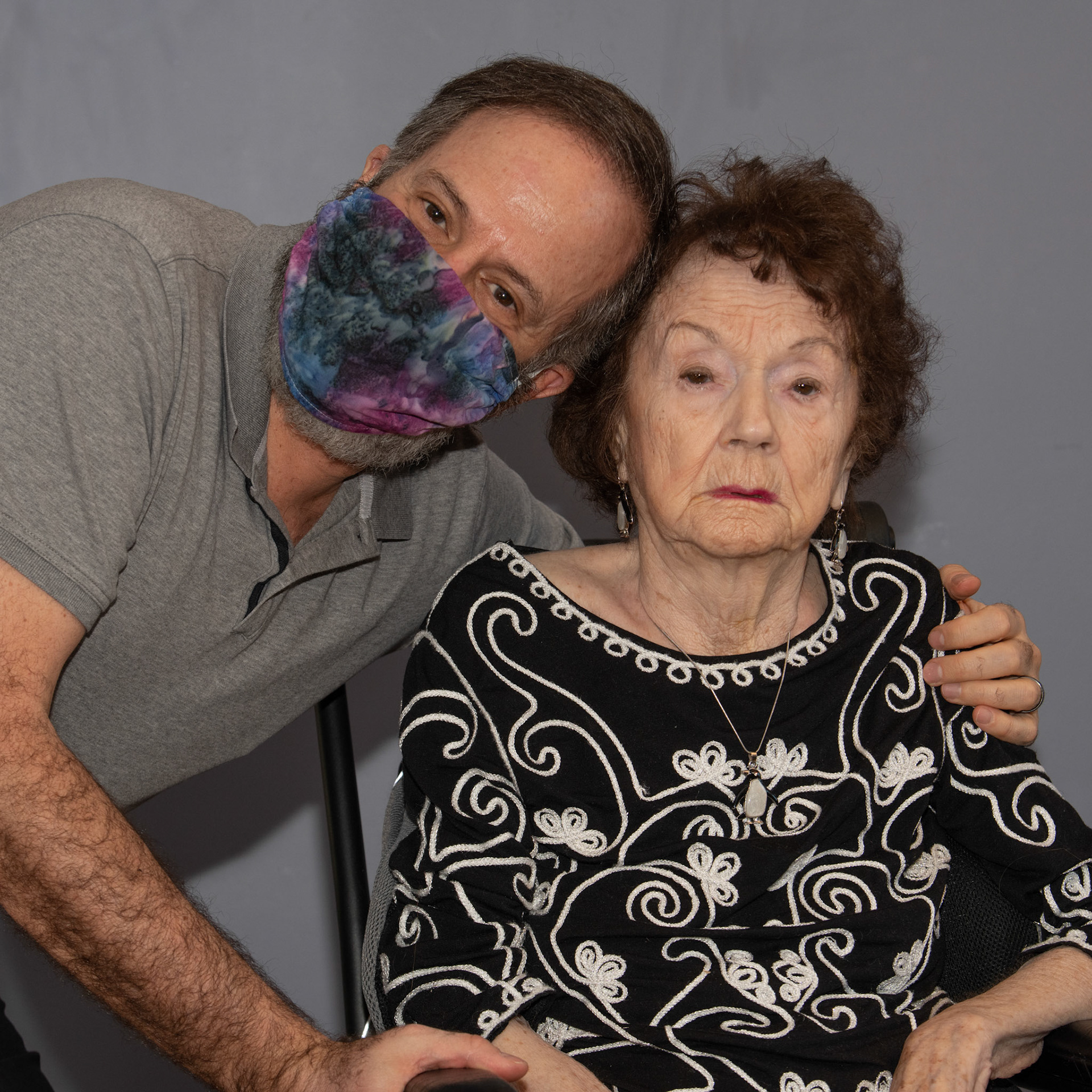 Portraits with Mom, Diane, Darren and Keith - Jan 2021