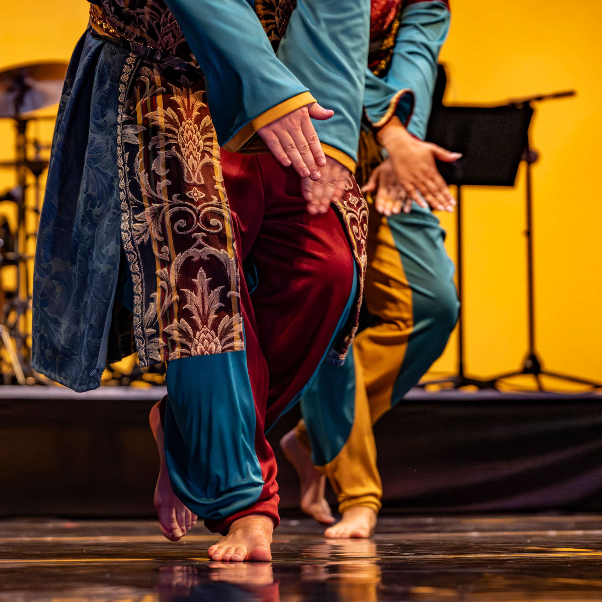 Yecheifim, Barefoot