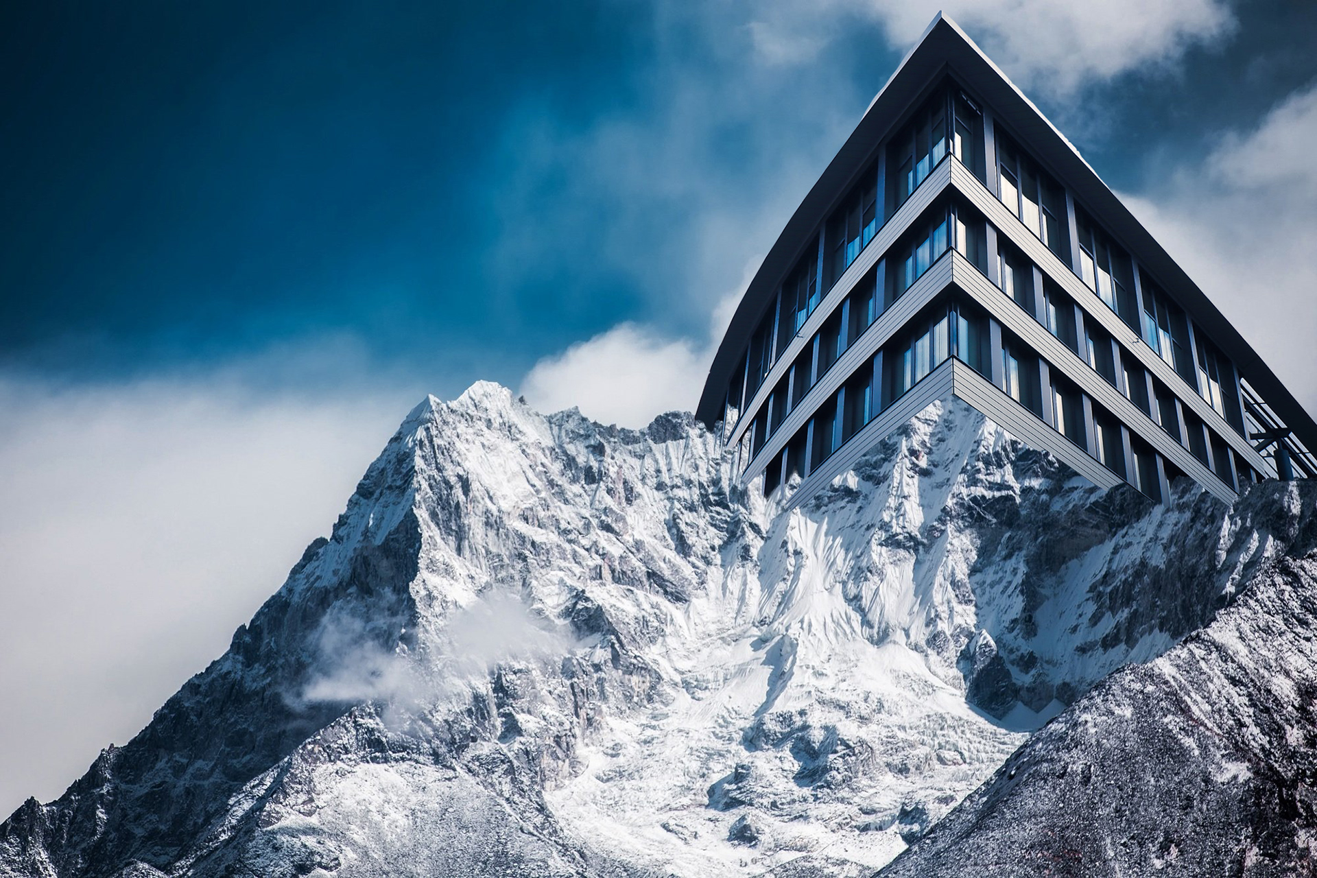 Arctic Mountain Scraper