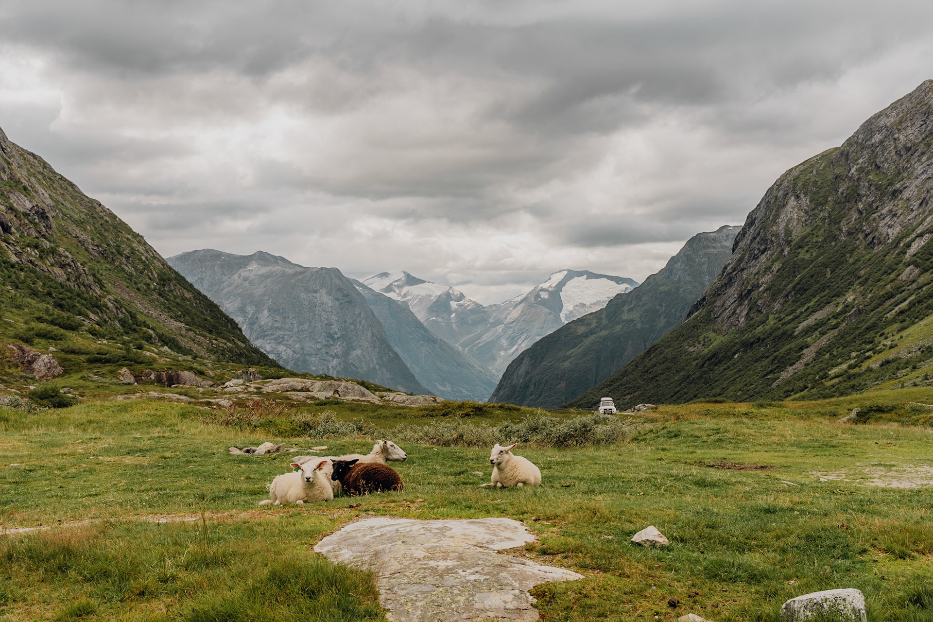 Gamle Strynefjellsvegen road