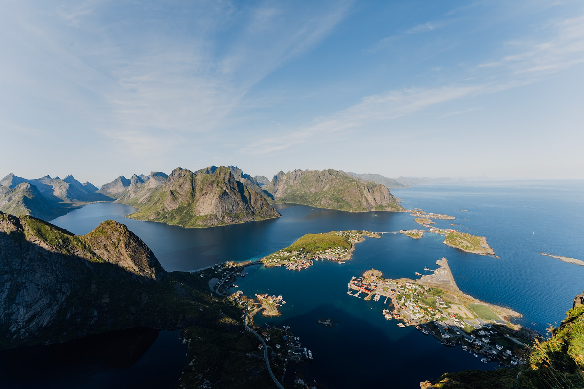 Reinebringen Hike, view on Reine