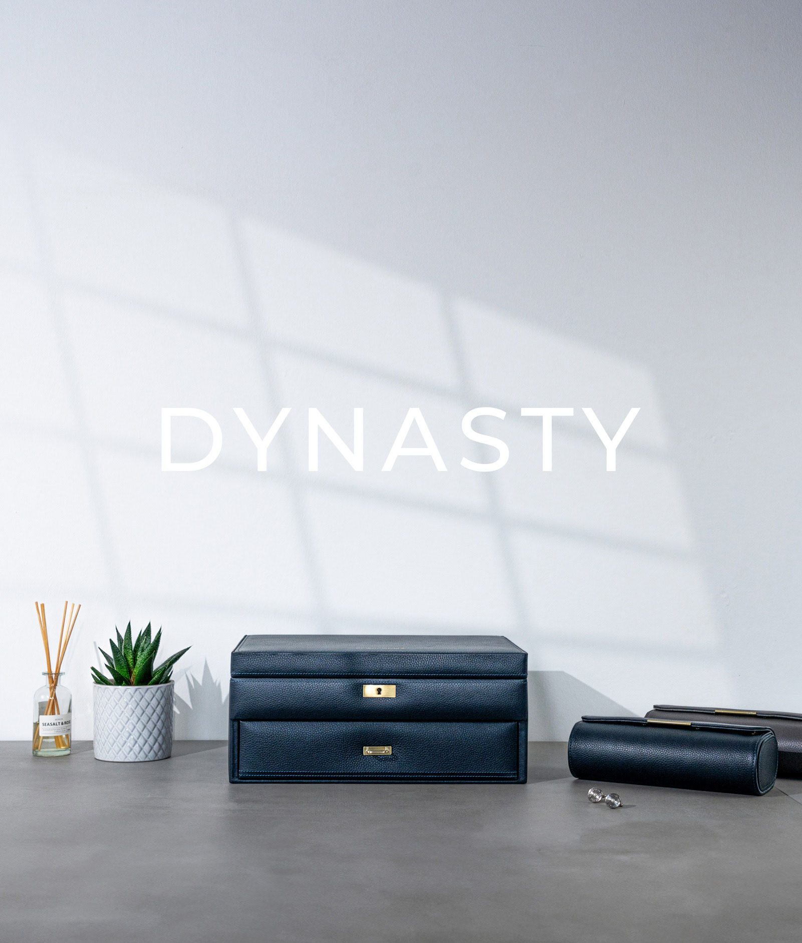 Heroshot eines Uhrenkoffers in der Produktfotografie in Nürnberg